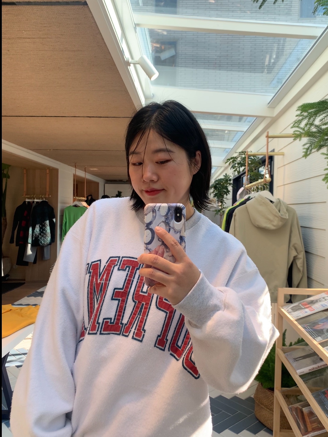 Supreme Inside Out Crewneck Ash Grey - 23FW 착용 스타일