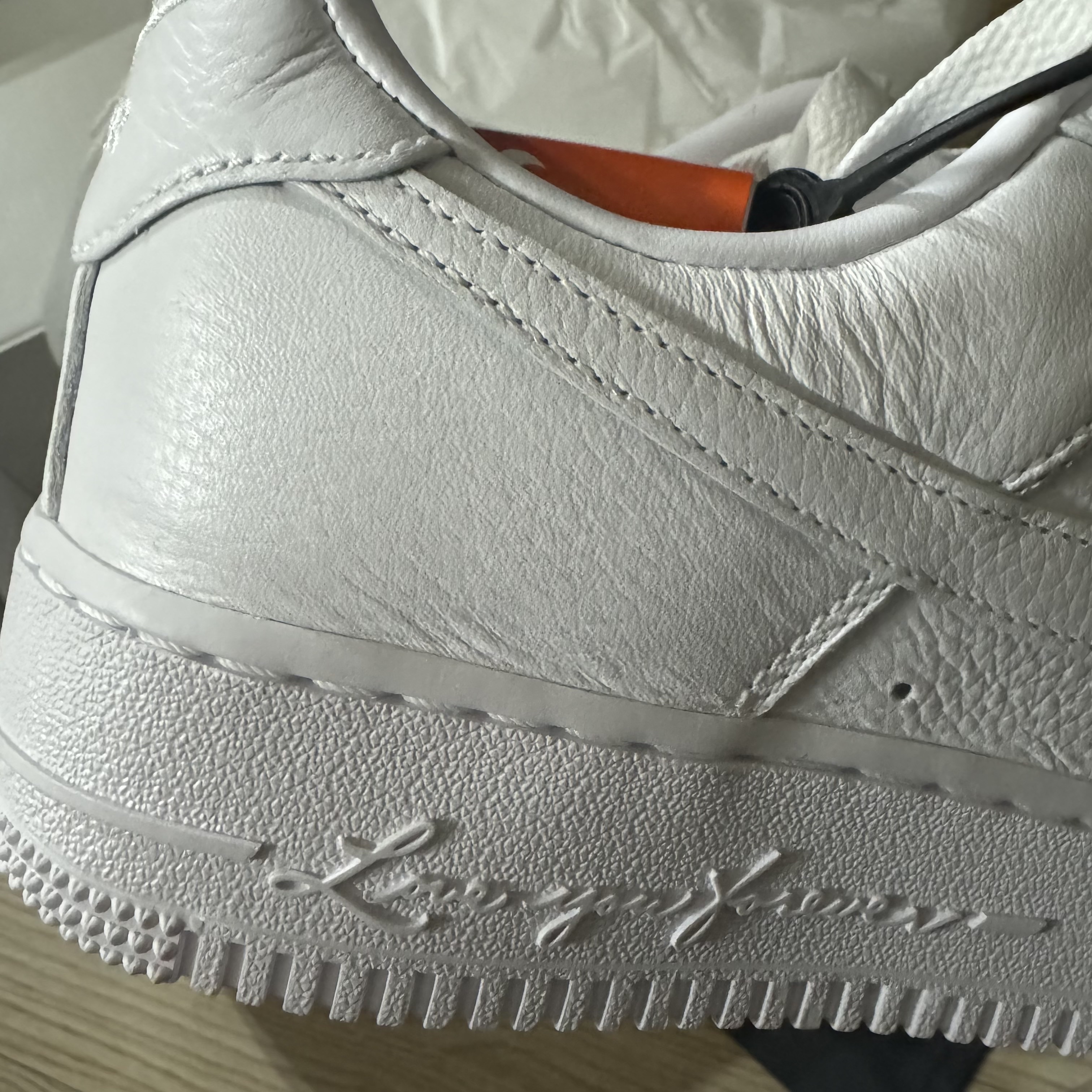 Nike x Drake Nocta Air Force 1 Low SP Certified Lover Boy White 착용 스타일 - 2