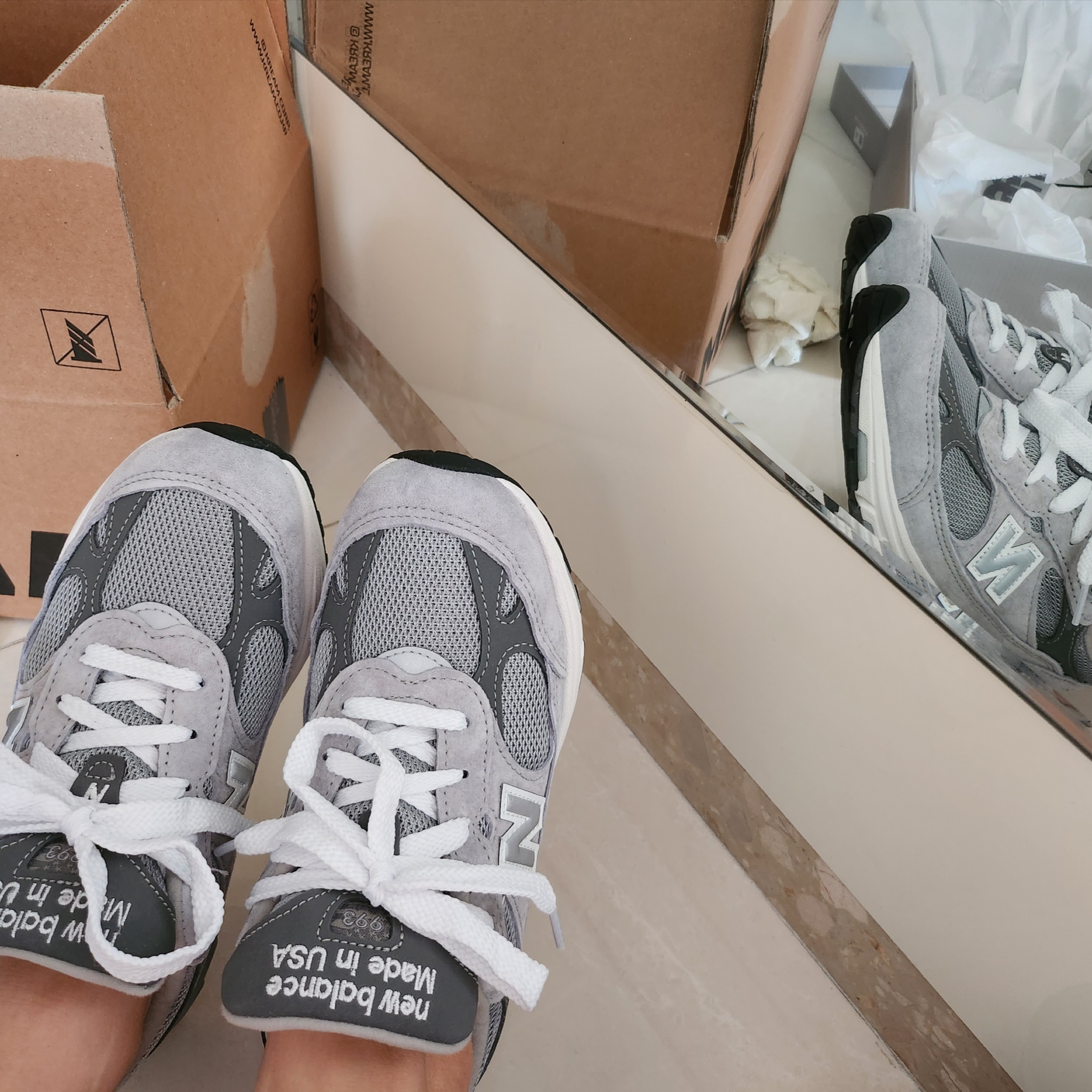 (W) New Balance 993 Made in USA Grey - B Standard 착용 스타일 - 4