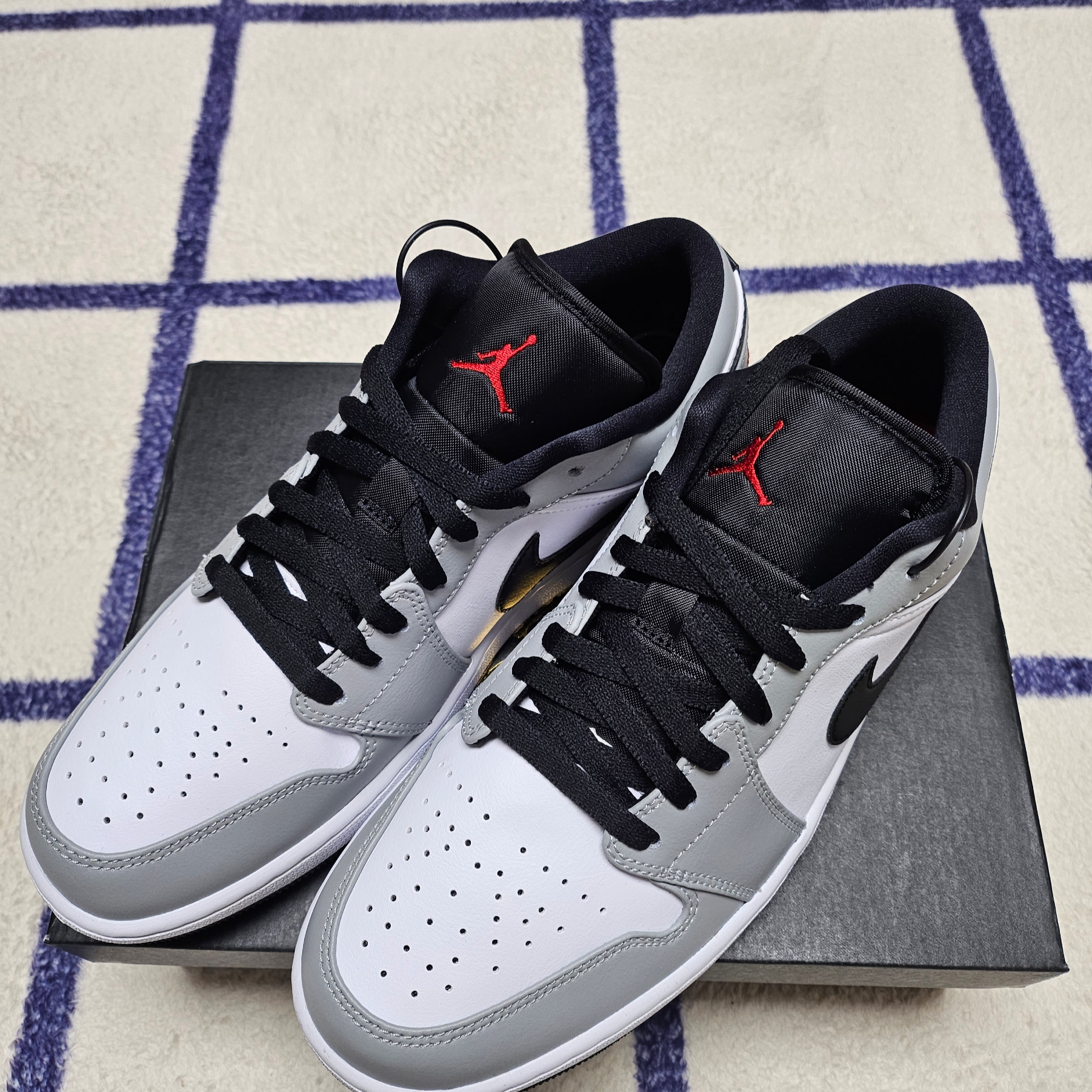 Jordan 1 Low Light Smoke Grey 착용 스타일