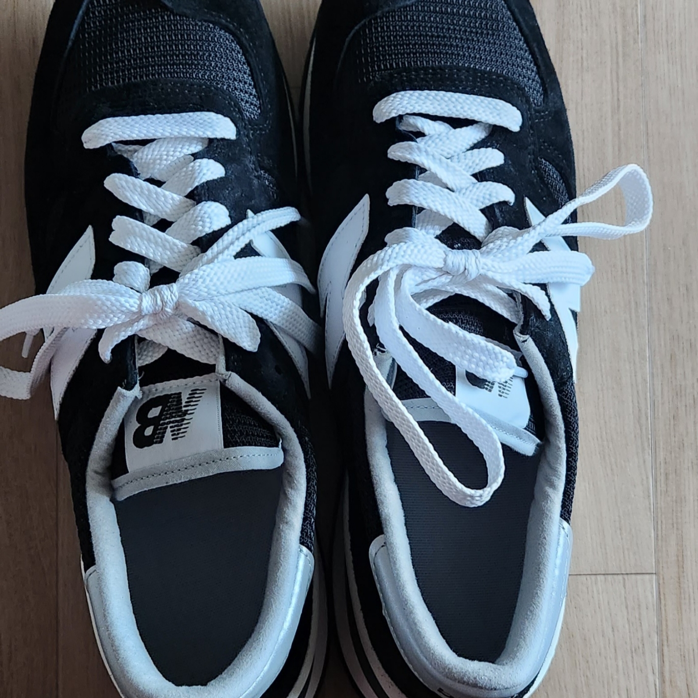 New Balance 990v1 Made in USA Black 착용 스타일
