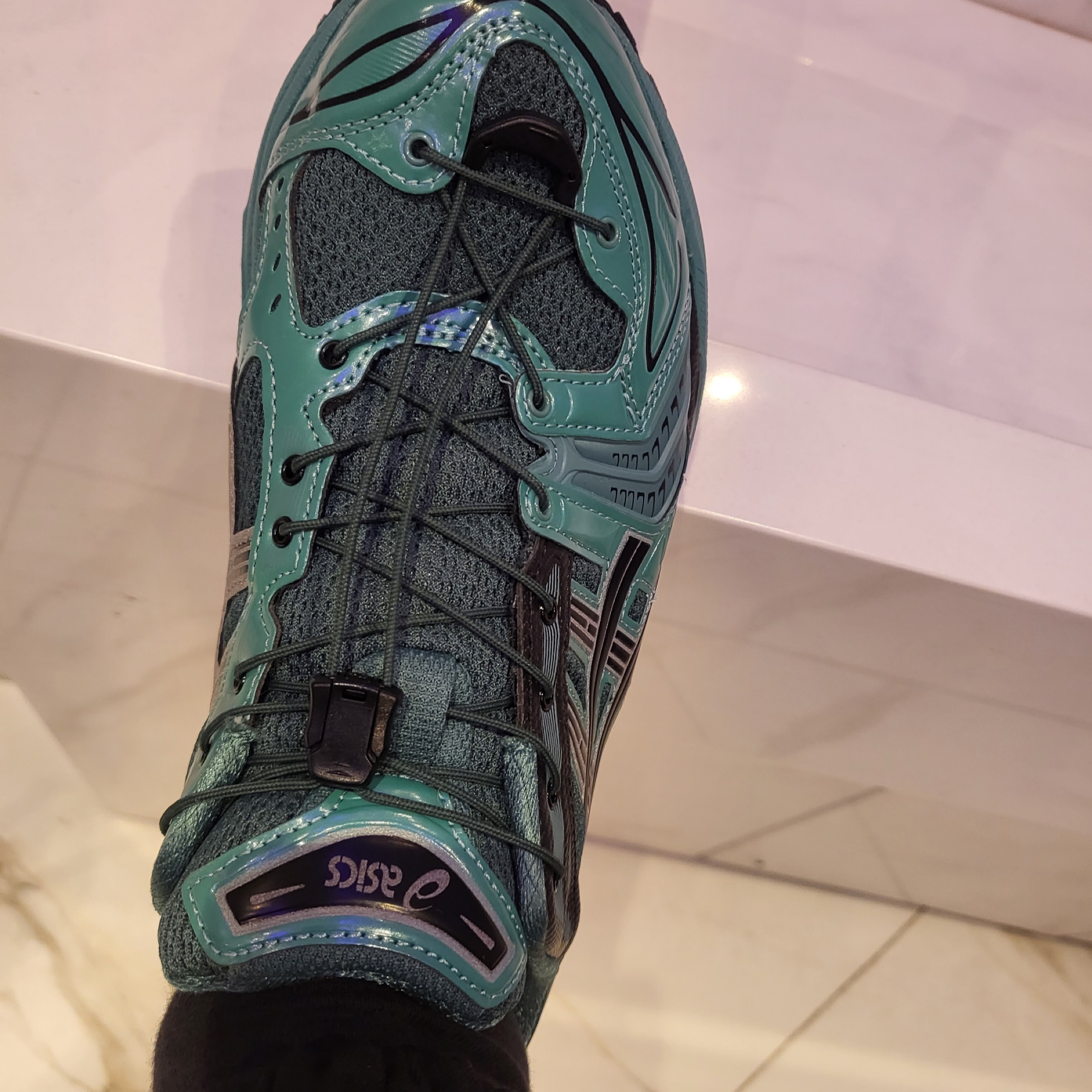Asics x Unaffected Gel-Kayano 14 Uranus Green 착용 스타일