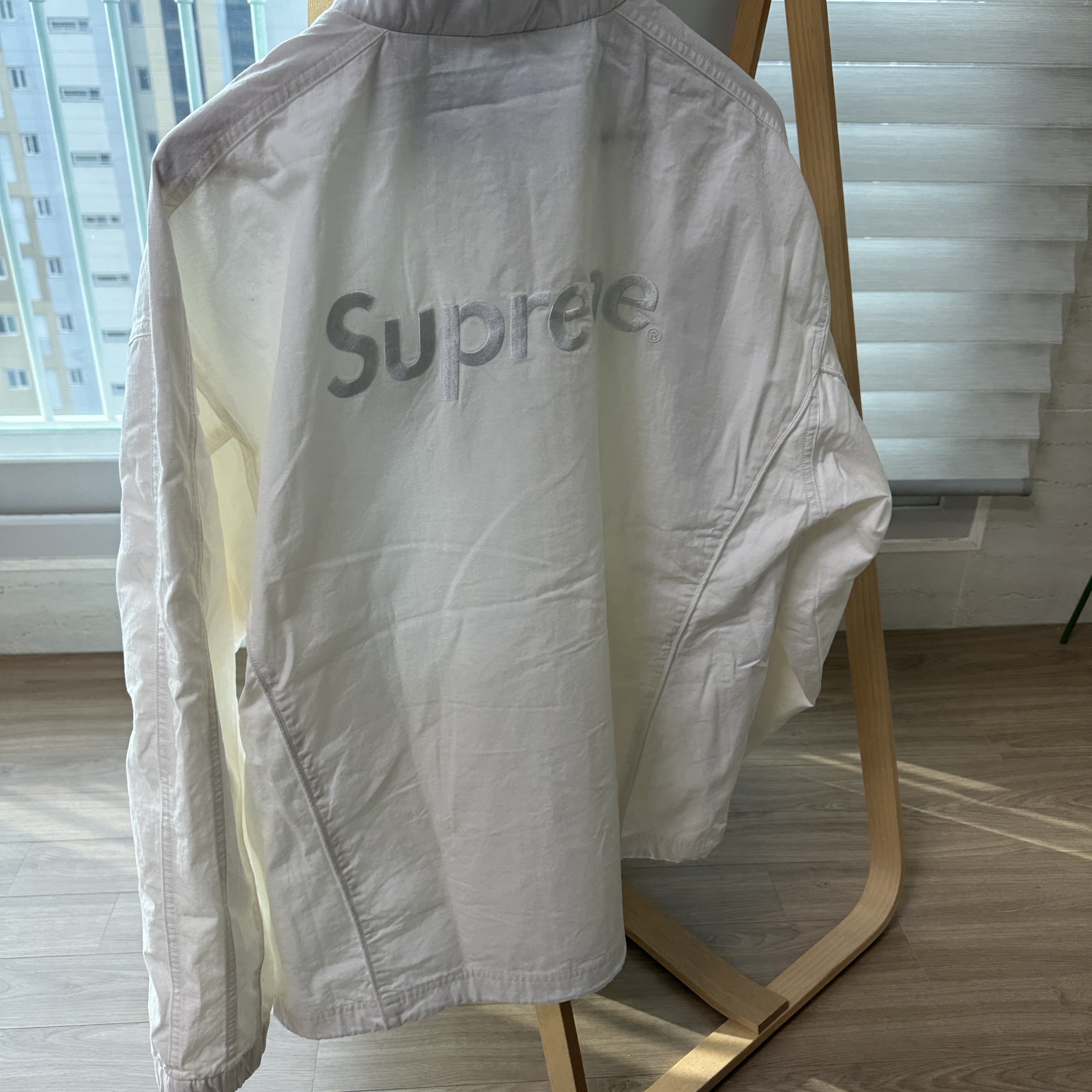 Supreme x Umbro Cotton Ripstop Track Jacket White - 23FW 착용 스타일 - 3
