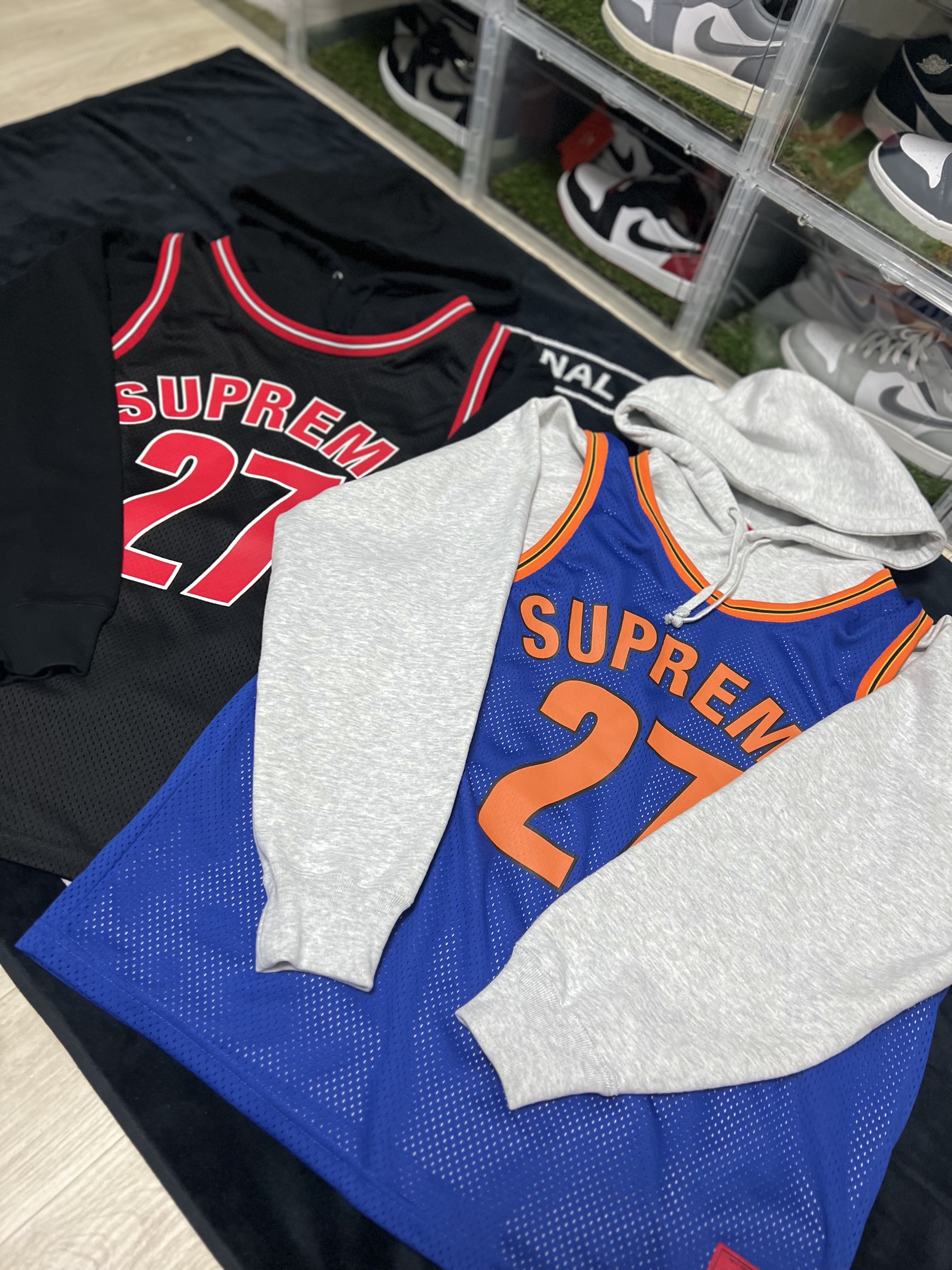 Supreme Basketball Jersey Hooded Sweatshirt Ash Grey - 21SS, Supreme Basketball Jersey Hooded Sweatshirt Black - 21SS 착용 스타일