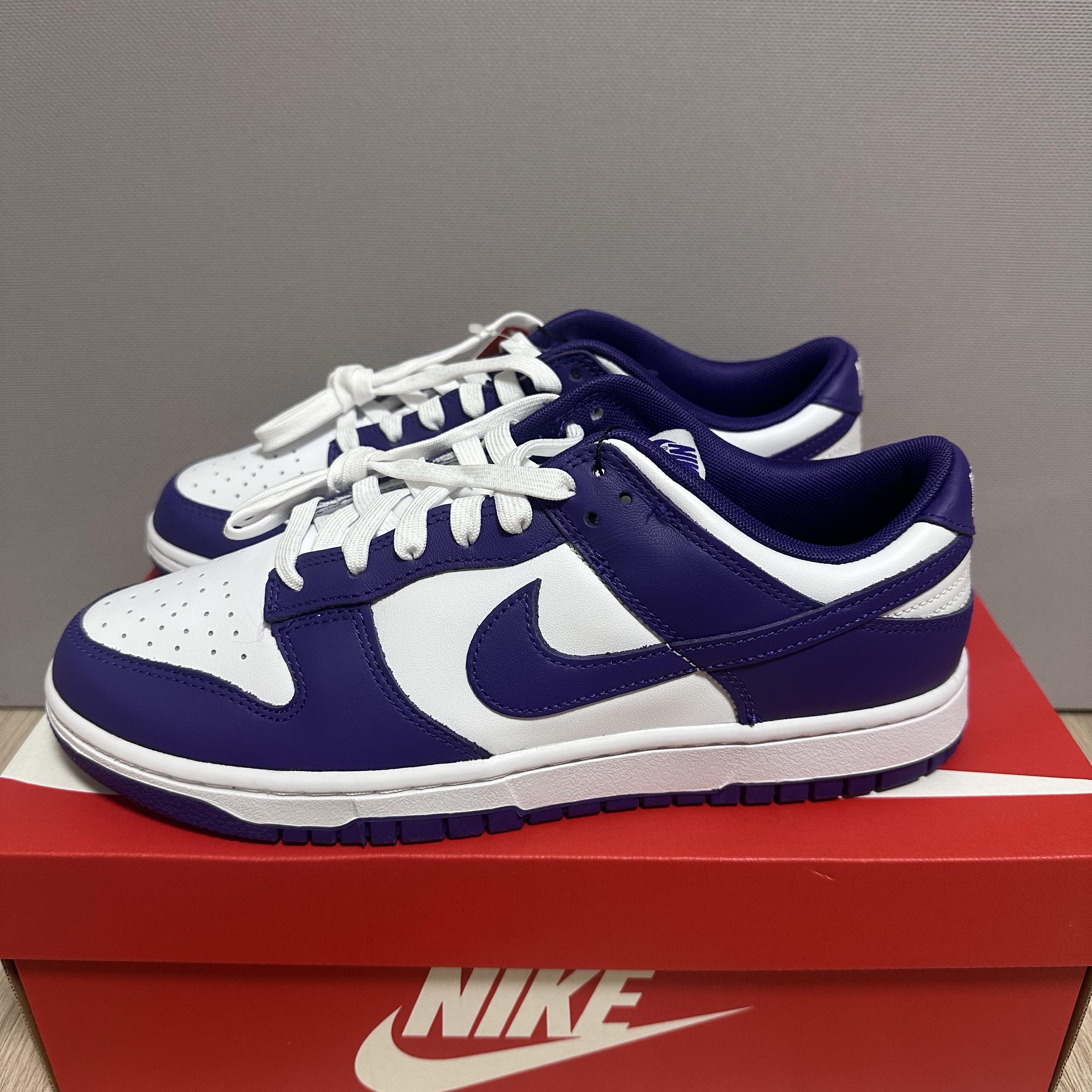 Nike Dunk Low Retro Championship Court Purple 착용 스타일