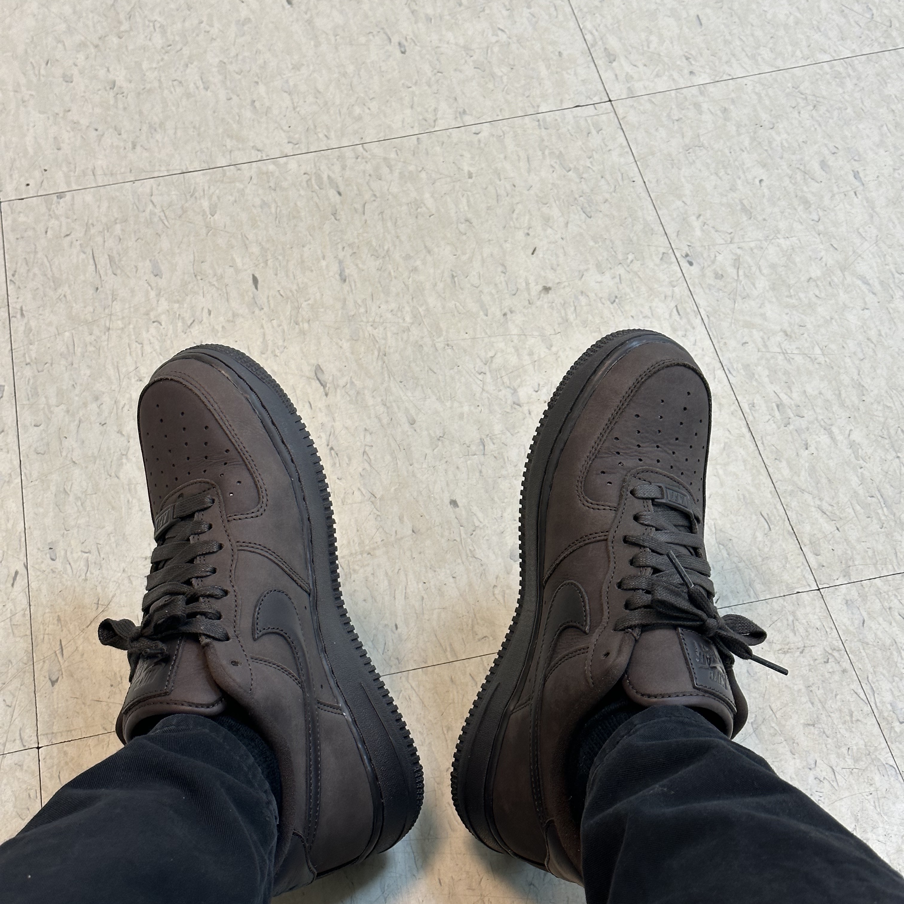 (W) Nike Air Force 1 PRM MF Velvet Brown 착용 스타일 - 1