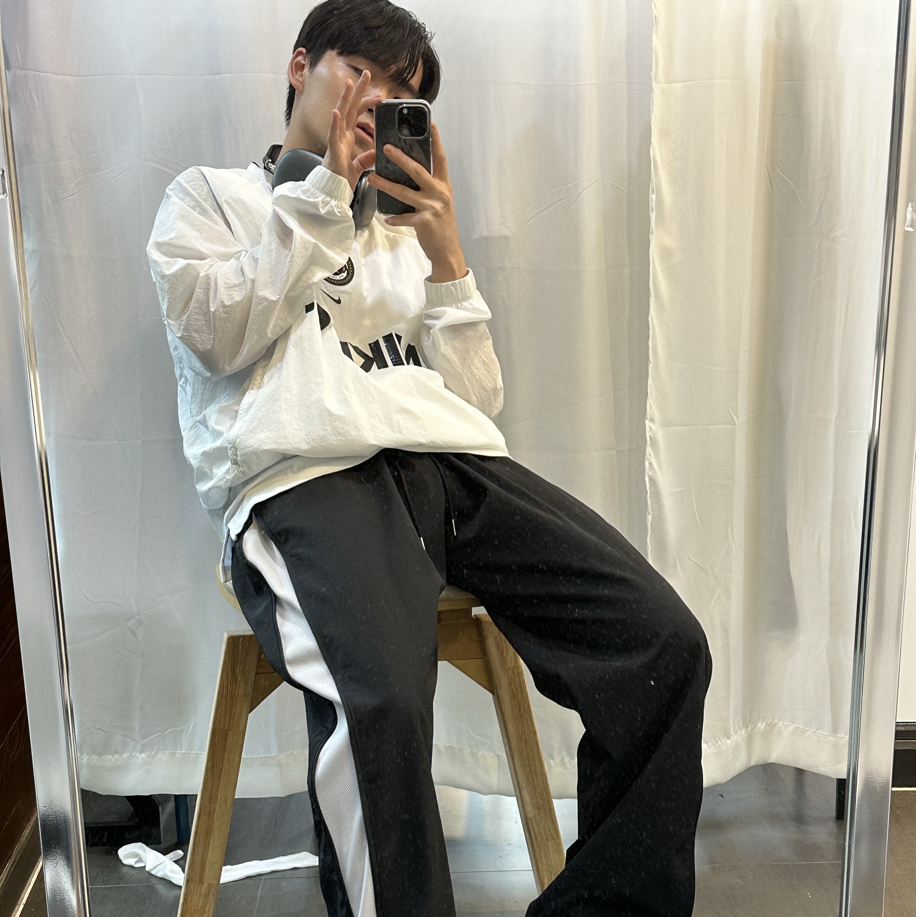 Apple AirPods Max Lightning Space Gray (Korean Ver.) 착용 스타일