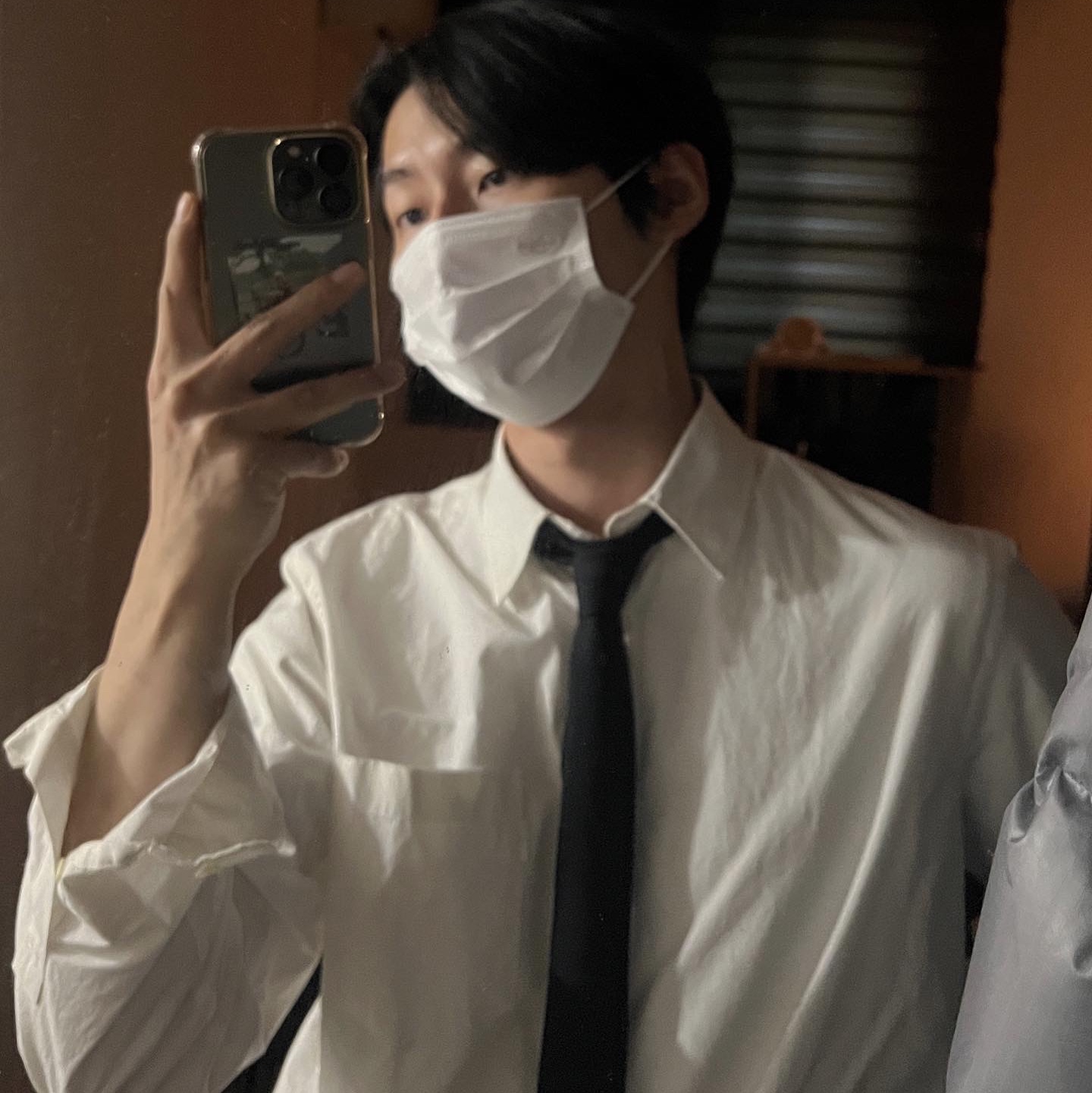 Pottery Comfort Shirt Linen 60/1 High Density Poplin Cloth Resilient Finish White 착용 스타일