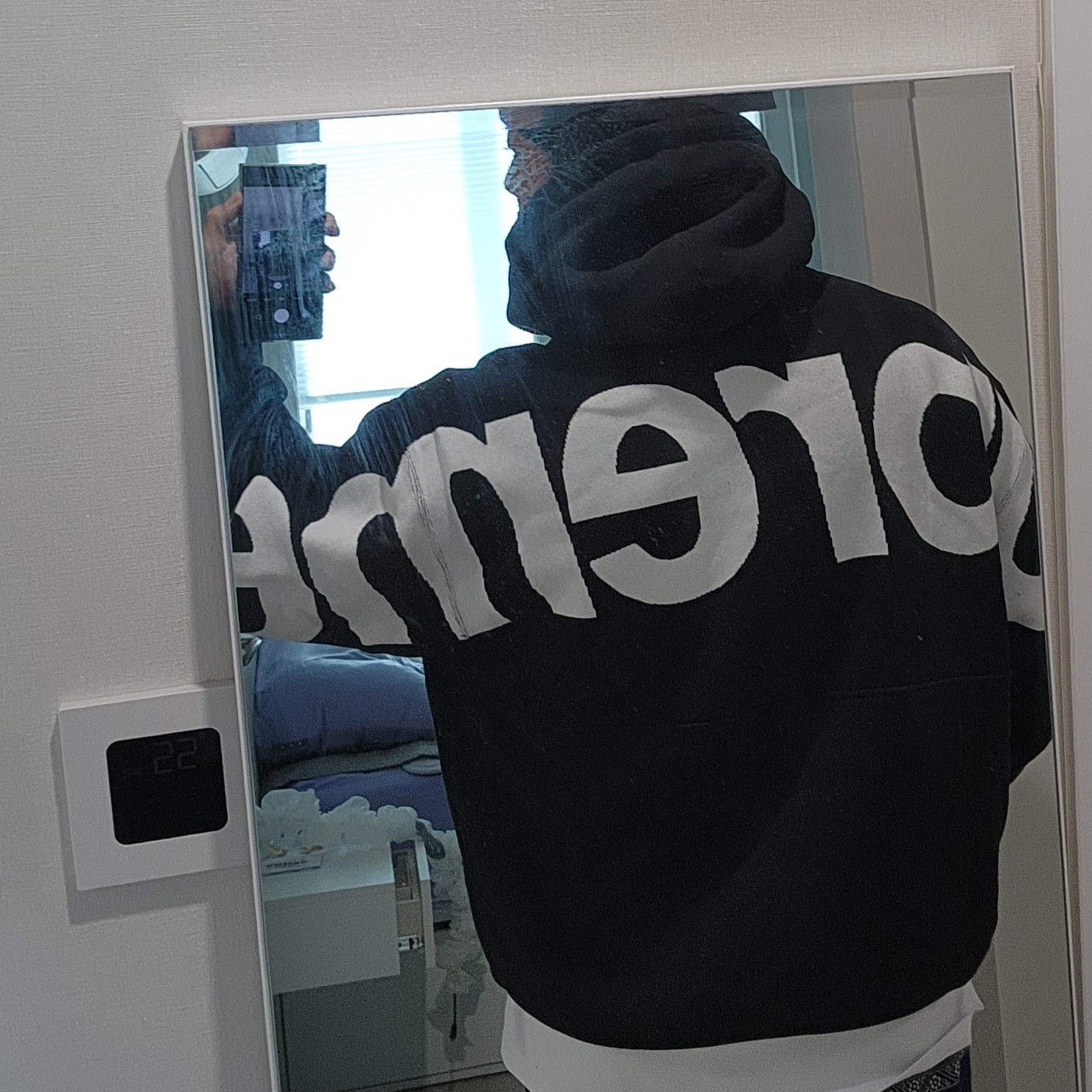 Supreme Big Logo Jacquard Hooded Sweatshirt Black - 23FW 착용 스타일 - 2