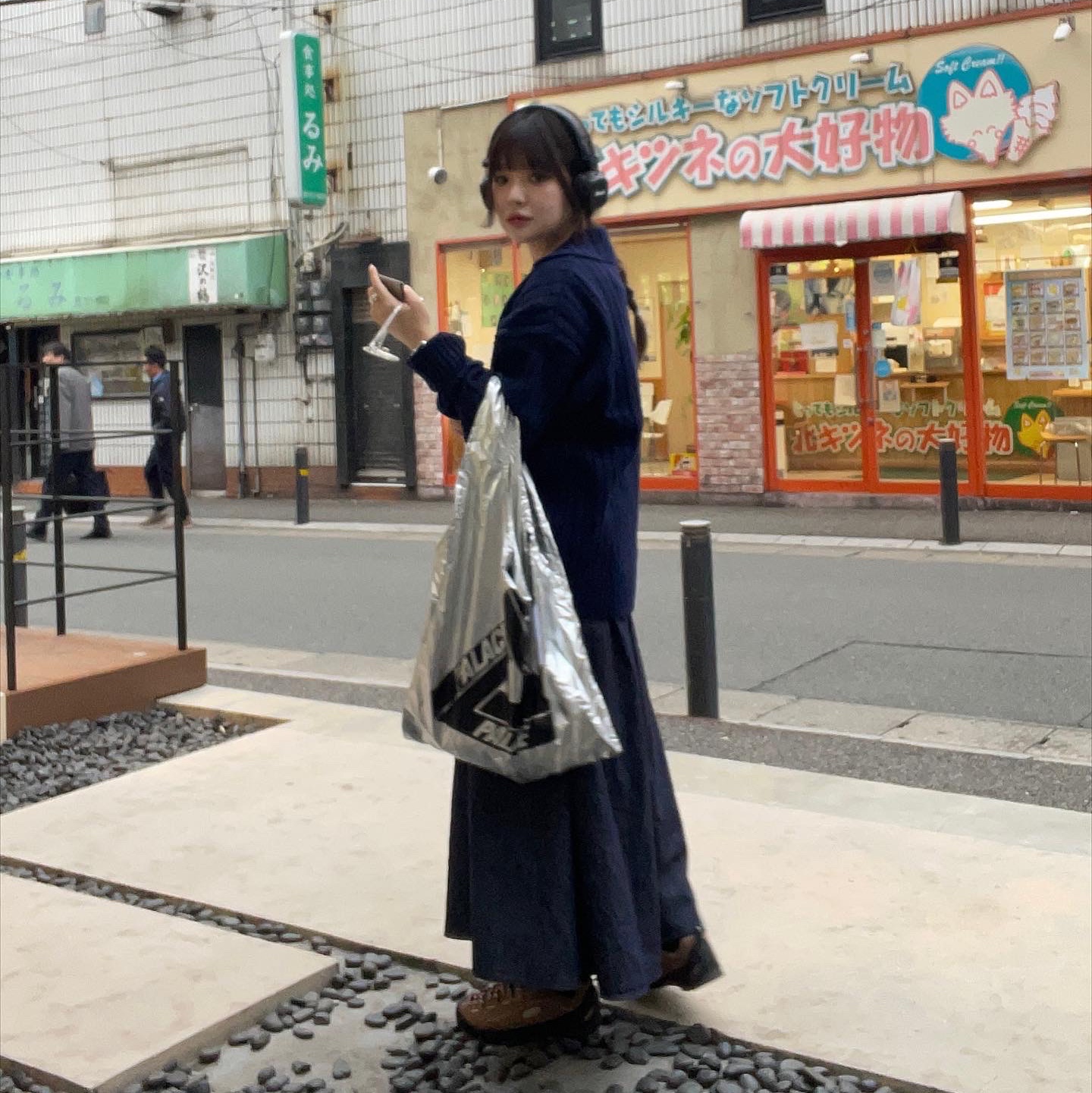 Palace Palace Shop Reusable Bag Silver - 22FW, (W) Keen Jasper Sneakers Bright Brown 착용 스타일