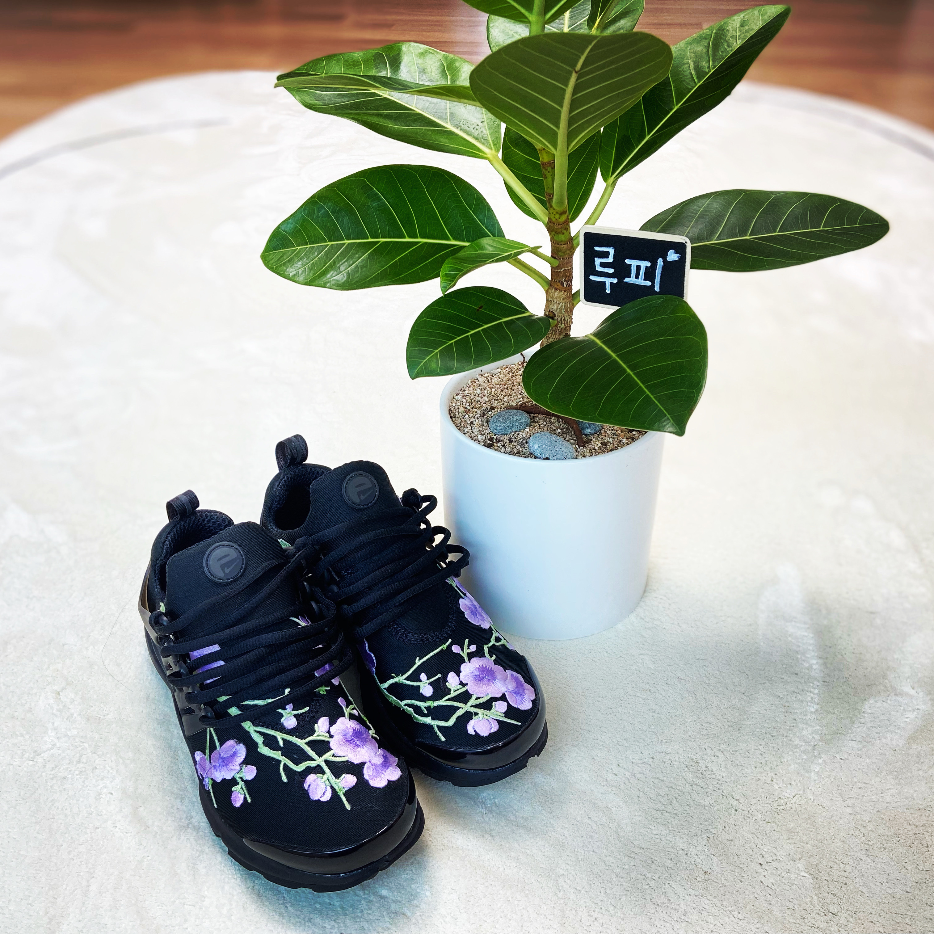 Nike Air Presto Triple Black 착용 스타일 - 1