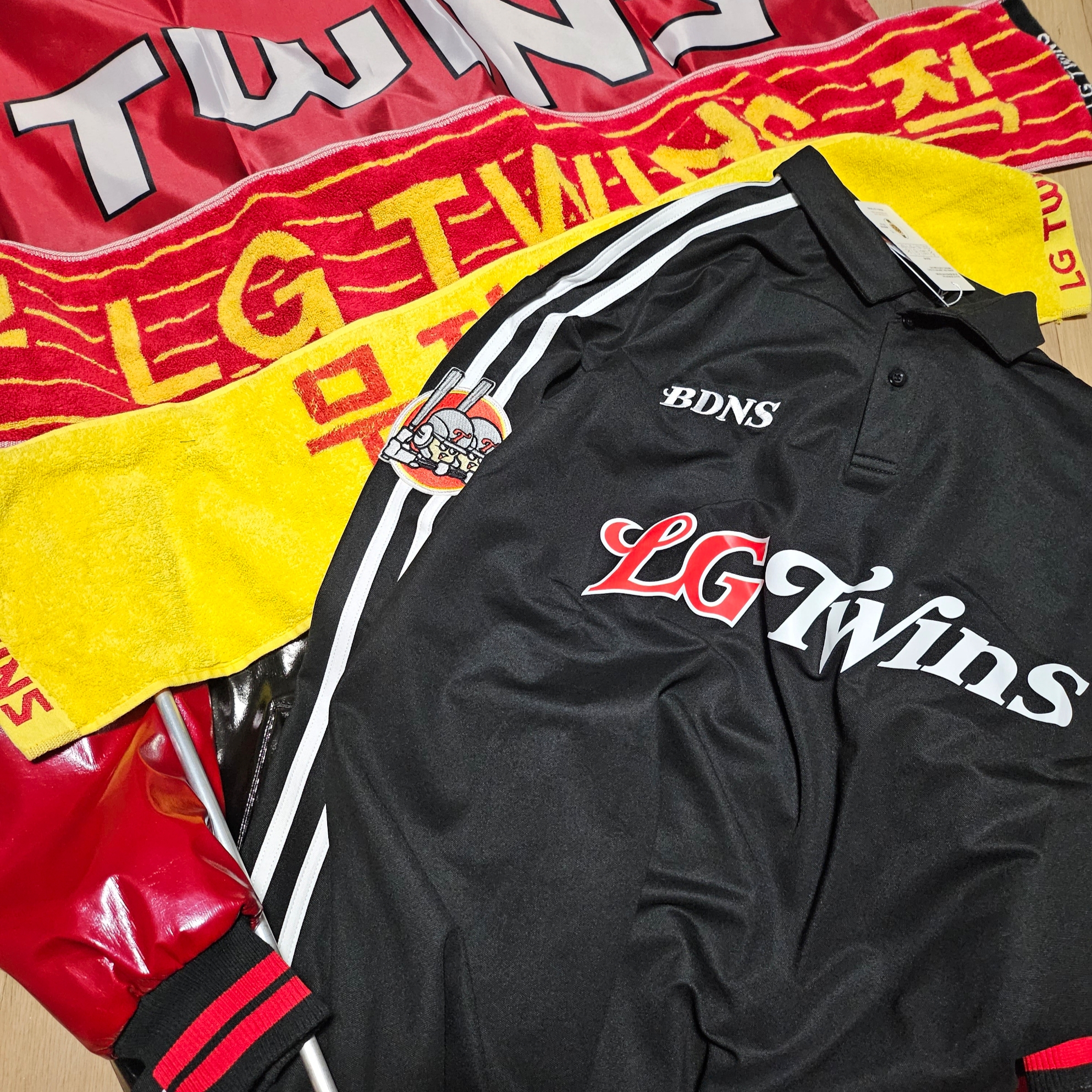 BDNS x LG TWINS Long Sleeve Jersey Black (Non Marking Ver.) 착용 스타일