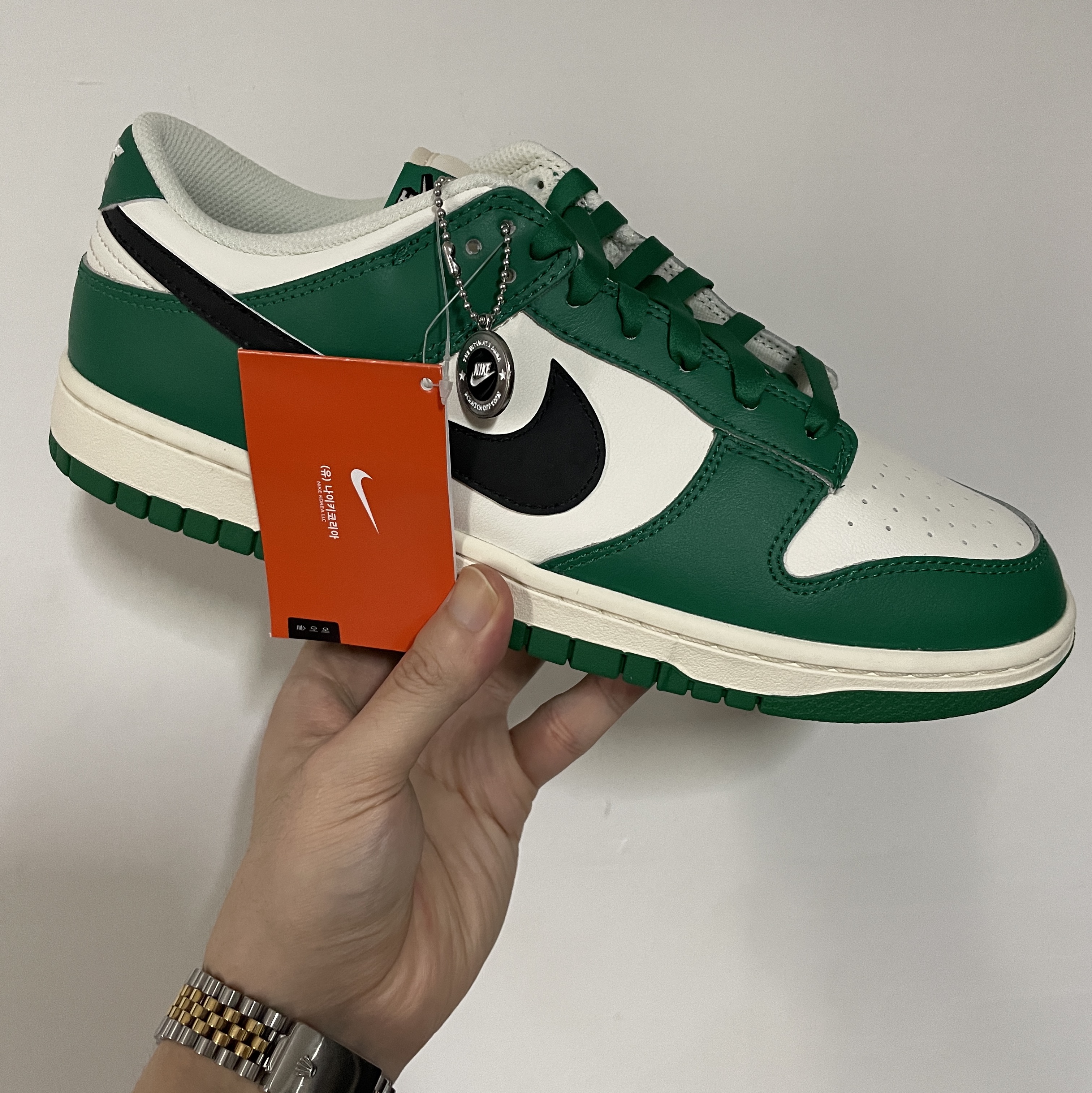 Nike Dunk Low Retro SE Jackpot Malachite 착용 스타일