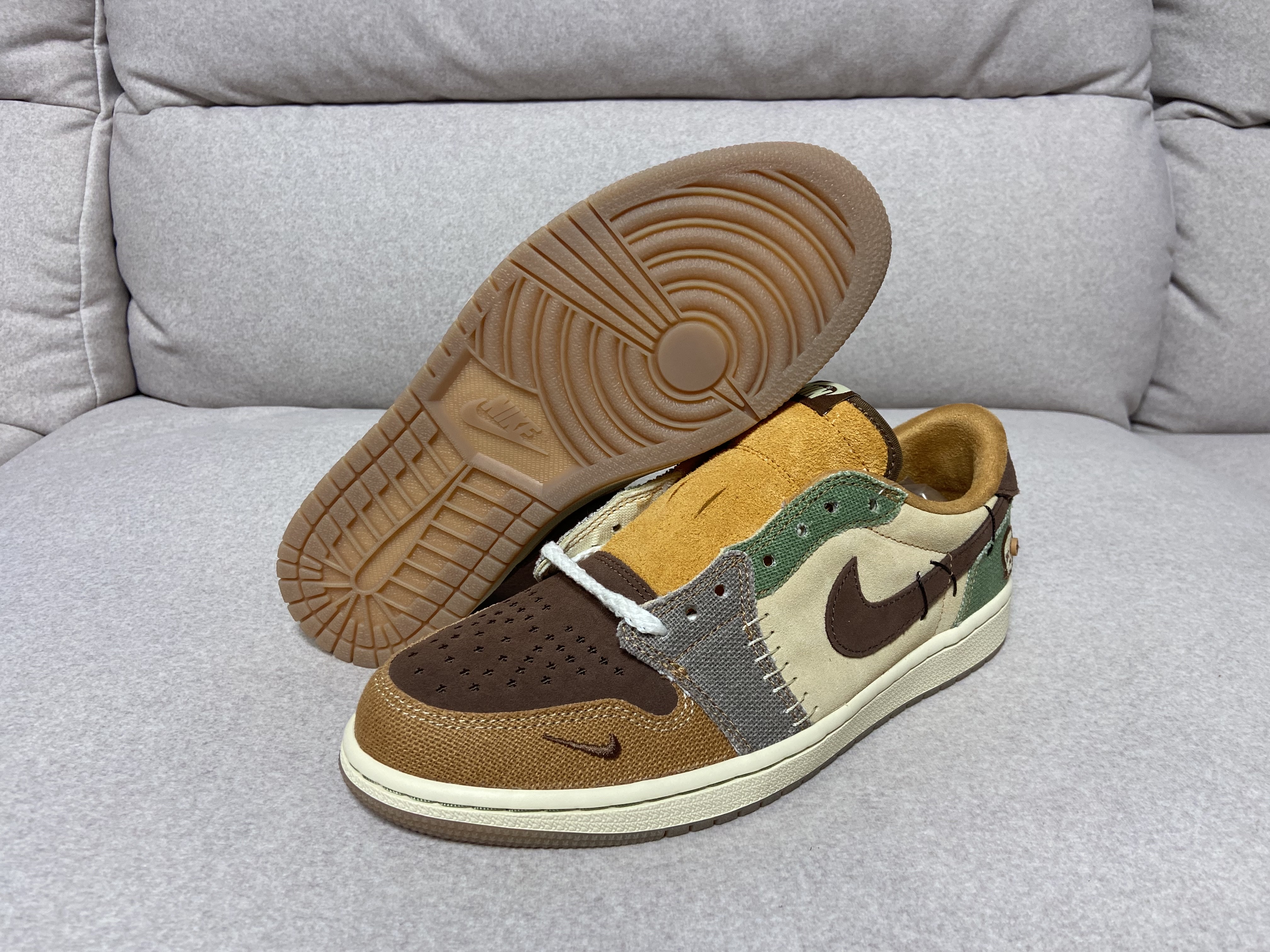 Jordan 1 x Zion Williamson Retro Low OG Flax and Oil Green 착용 스타일 - 6