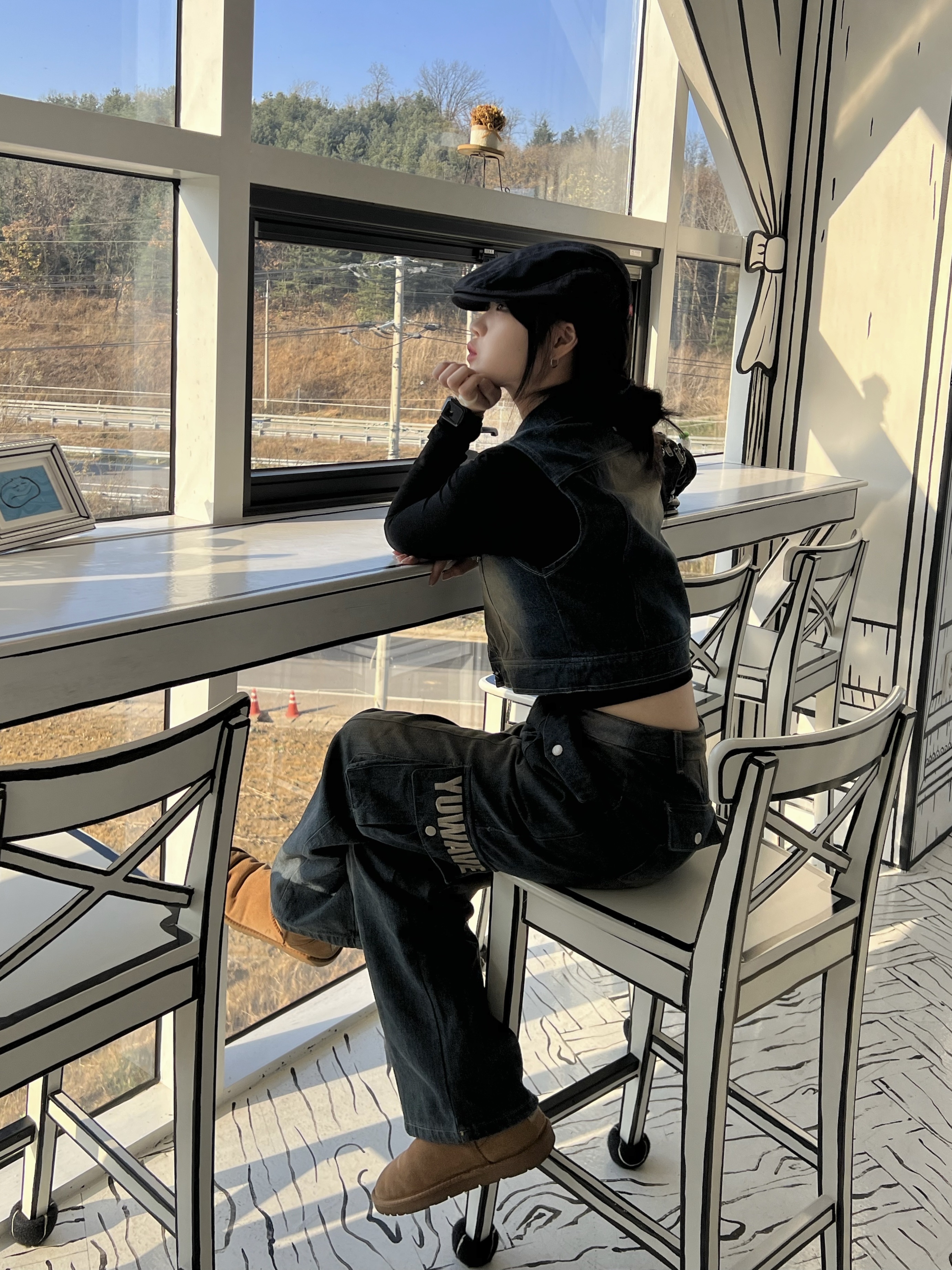 (W) UGG Classic Mini II Boots Chestnut, (W) UGG Classic Ultra Mini Boots Chestnut 착용 스타일 - 2