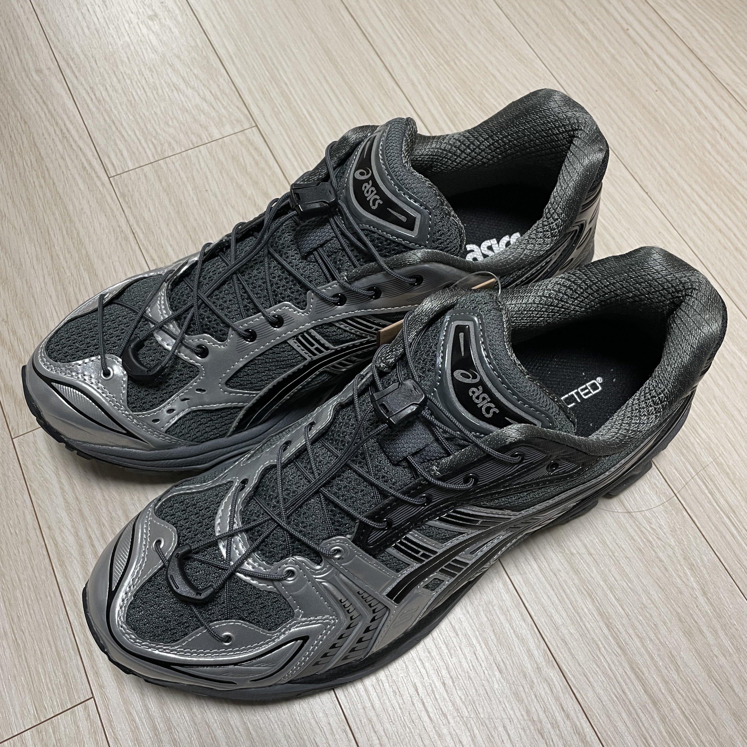 Asics x Unaffected Gel-Kayano 14 Silver Moon 착용 스타일