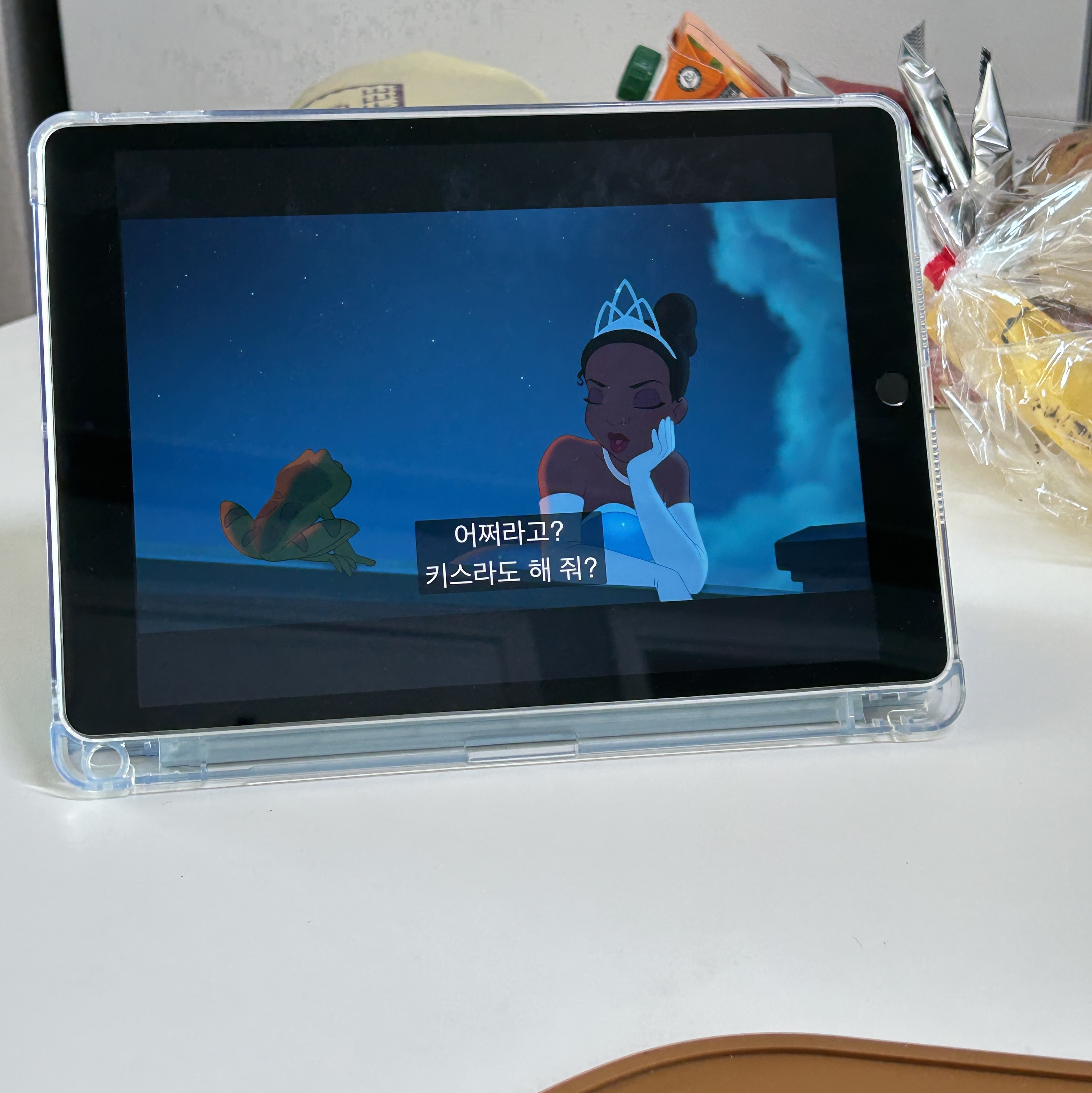 Apple iPad 9th Gen Wifi 64GB Space Gray (Korean Ver.) 착용 스타일