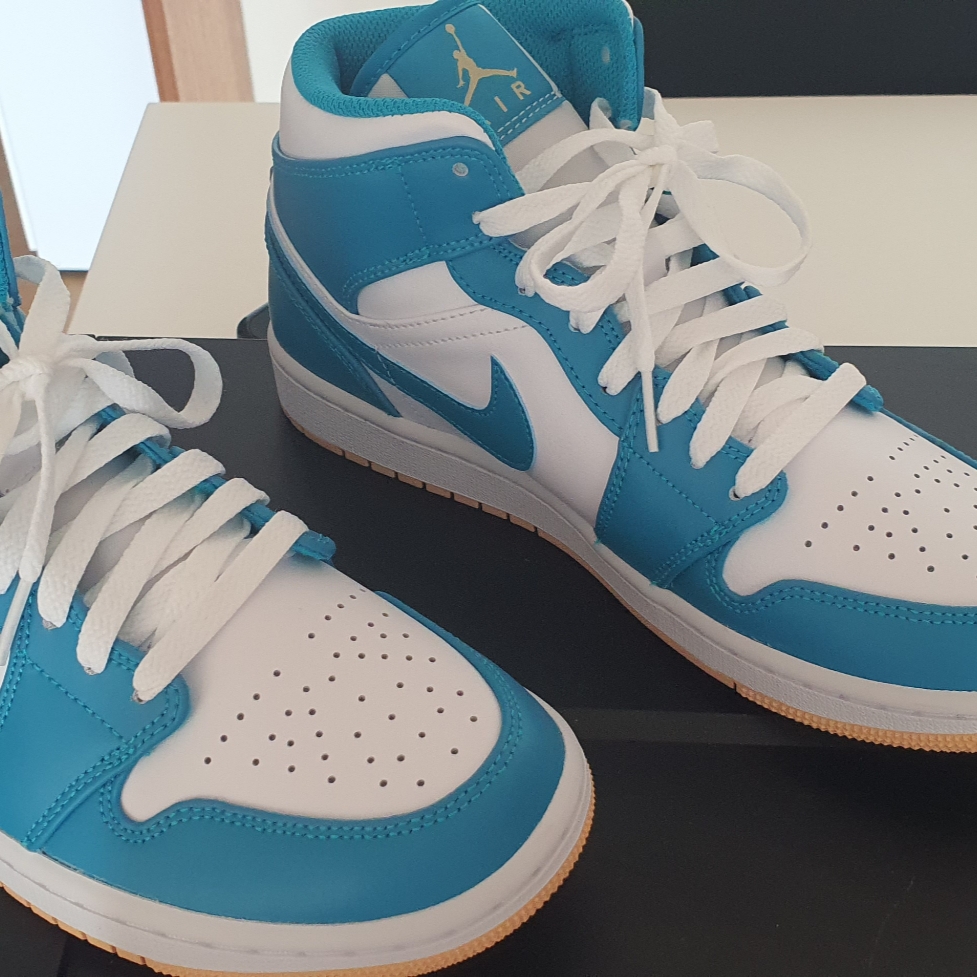 Jordan 1 Mid Aquatone 착용 스타일
