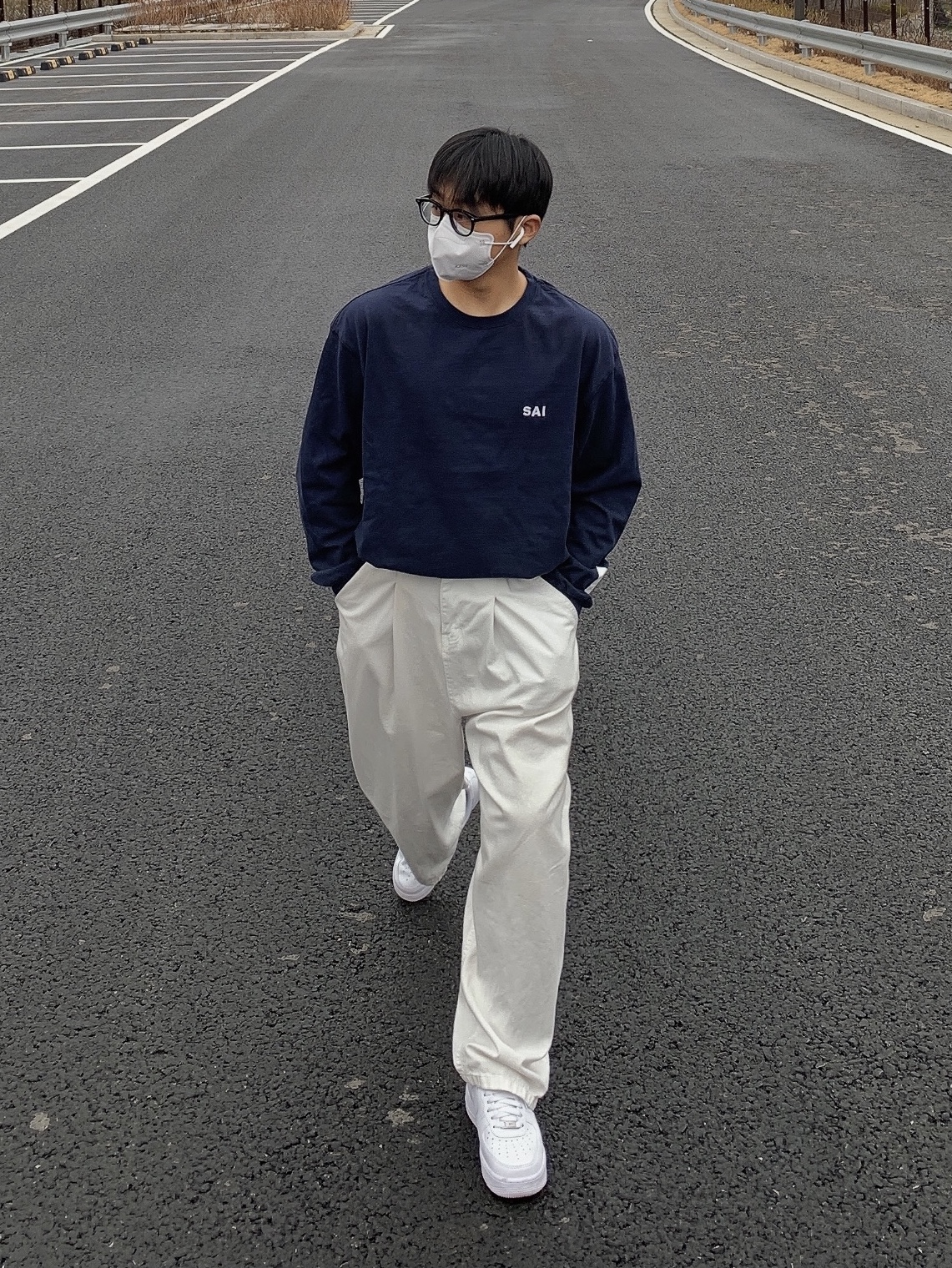 Nike Air Force 1 '07 Low White 착용 스타일 - 2