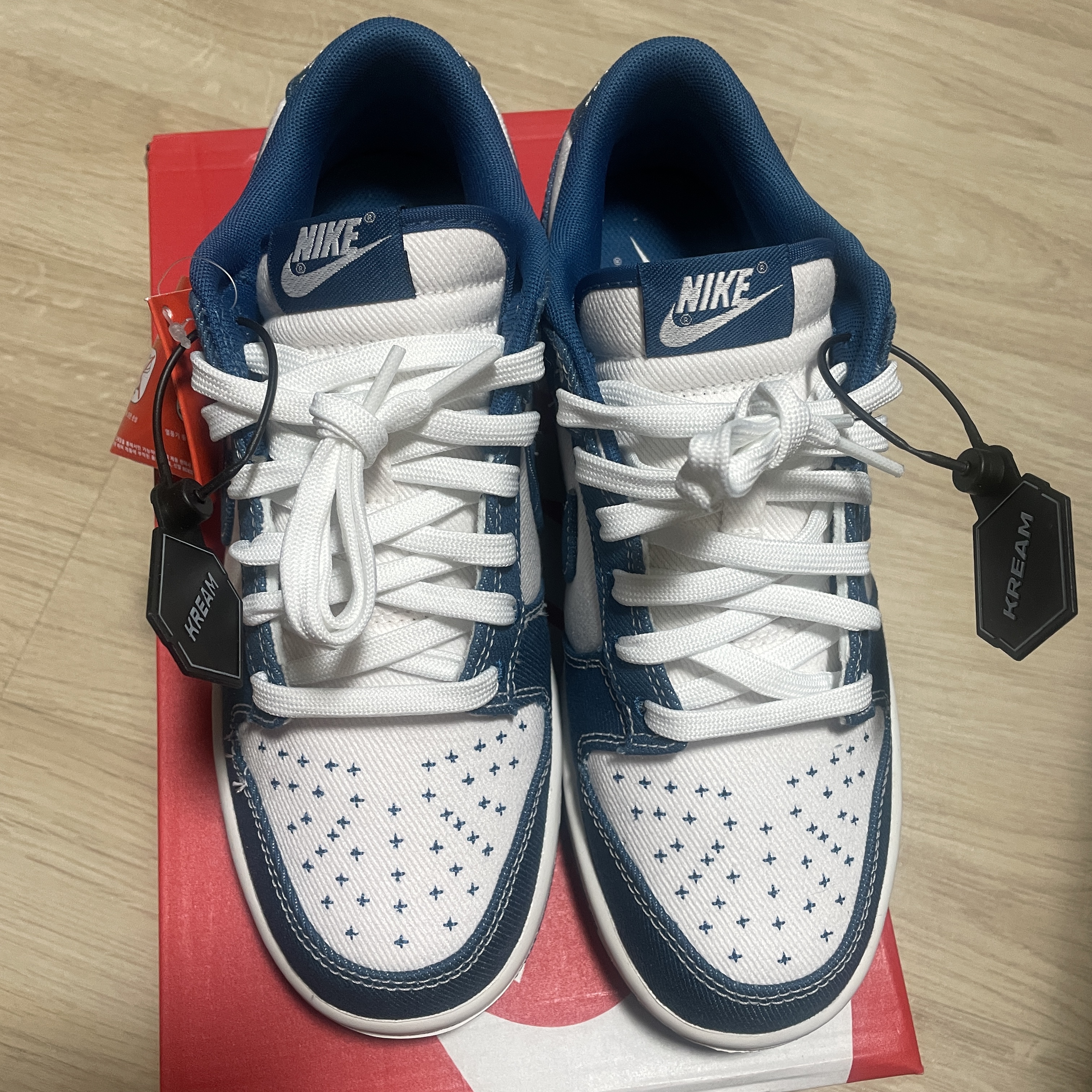 Nike Dunk Low Retro SE Industrial Blue 착용 스타일