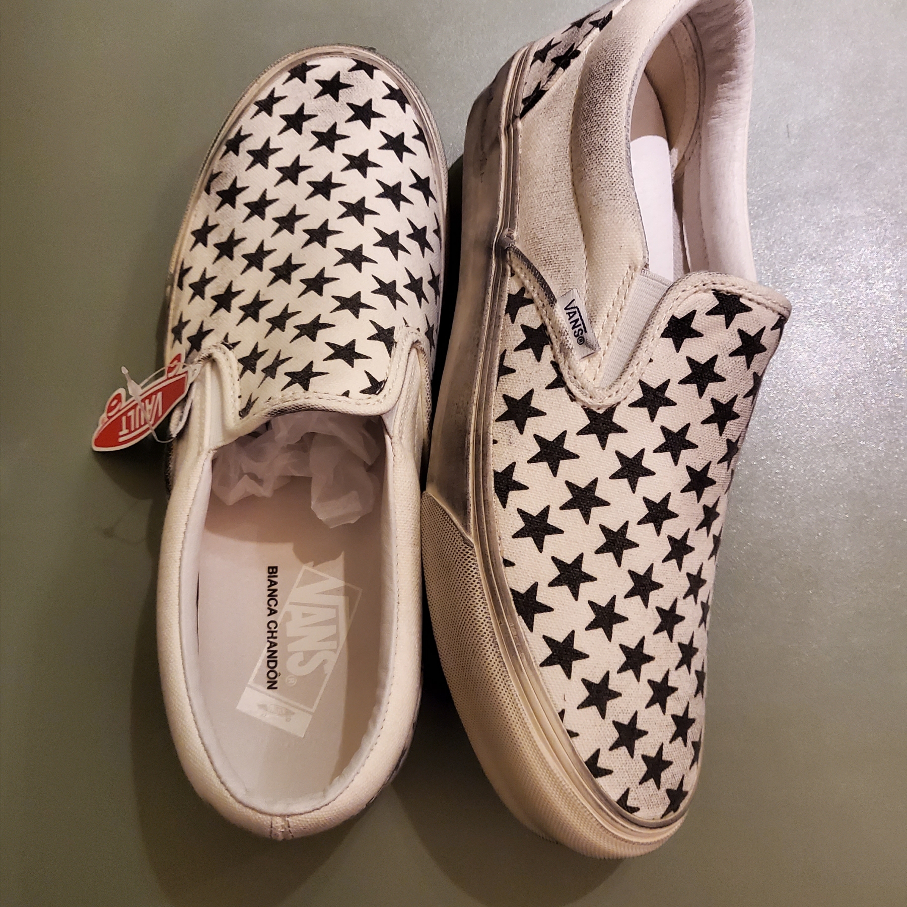 Vans Vault x Bianca Chandon Classic Slip-On LX Stressed Black White 착용 스타일