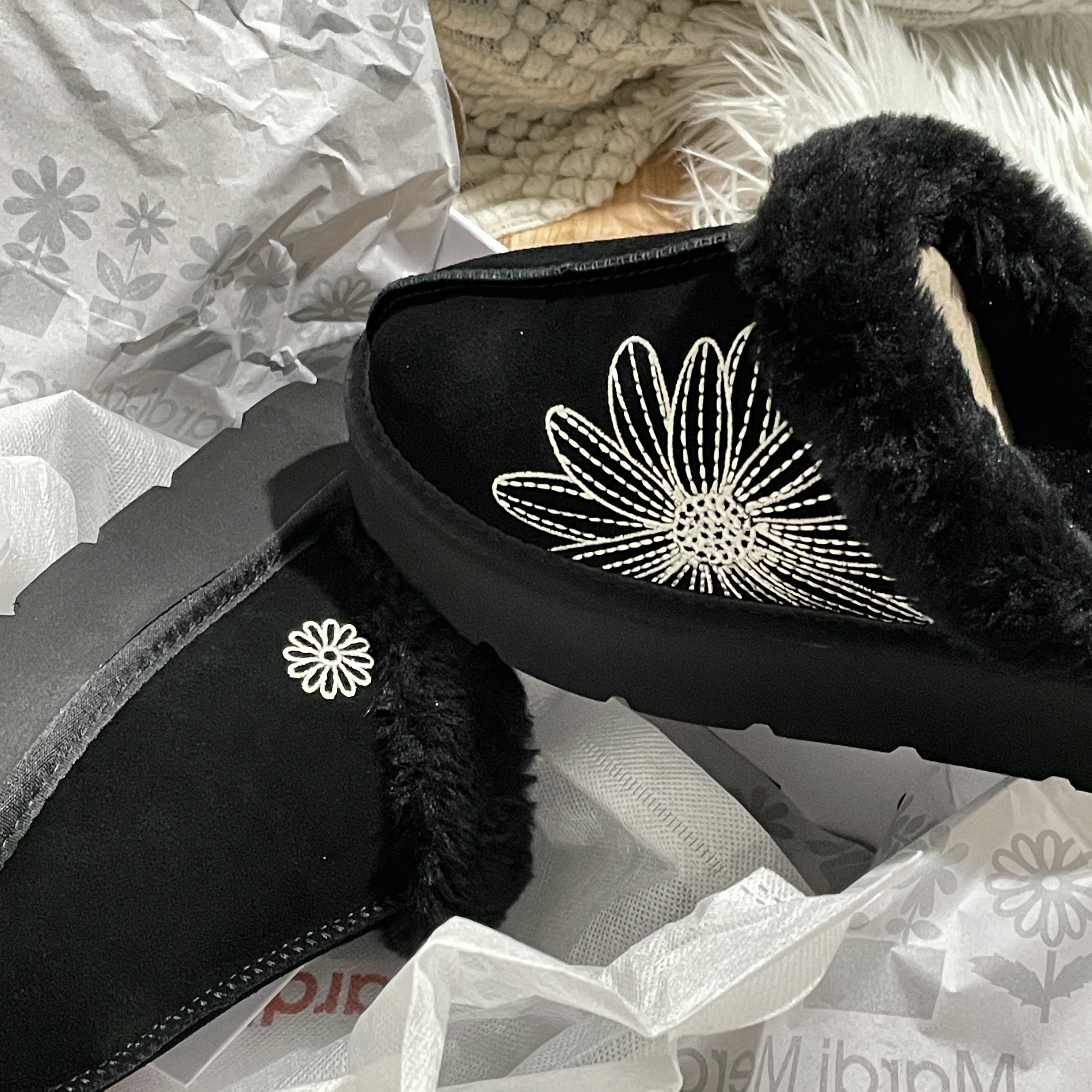 Mardi Mercredi Les Pompes Women Classique Slipper Black 착용 스타일 - 2