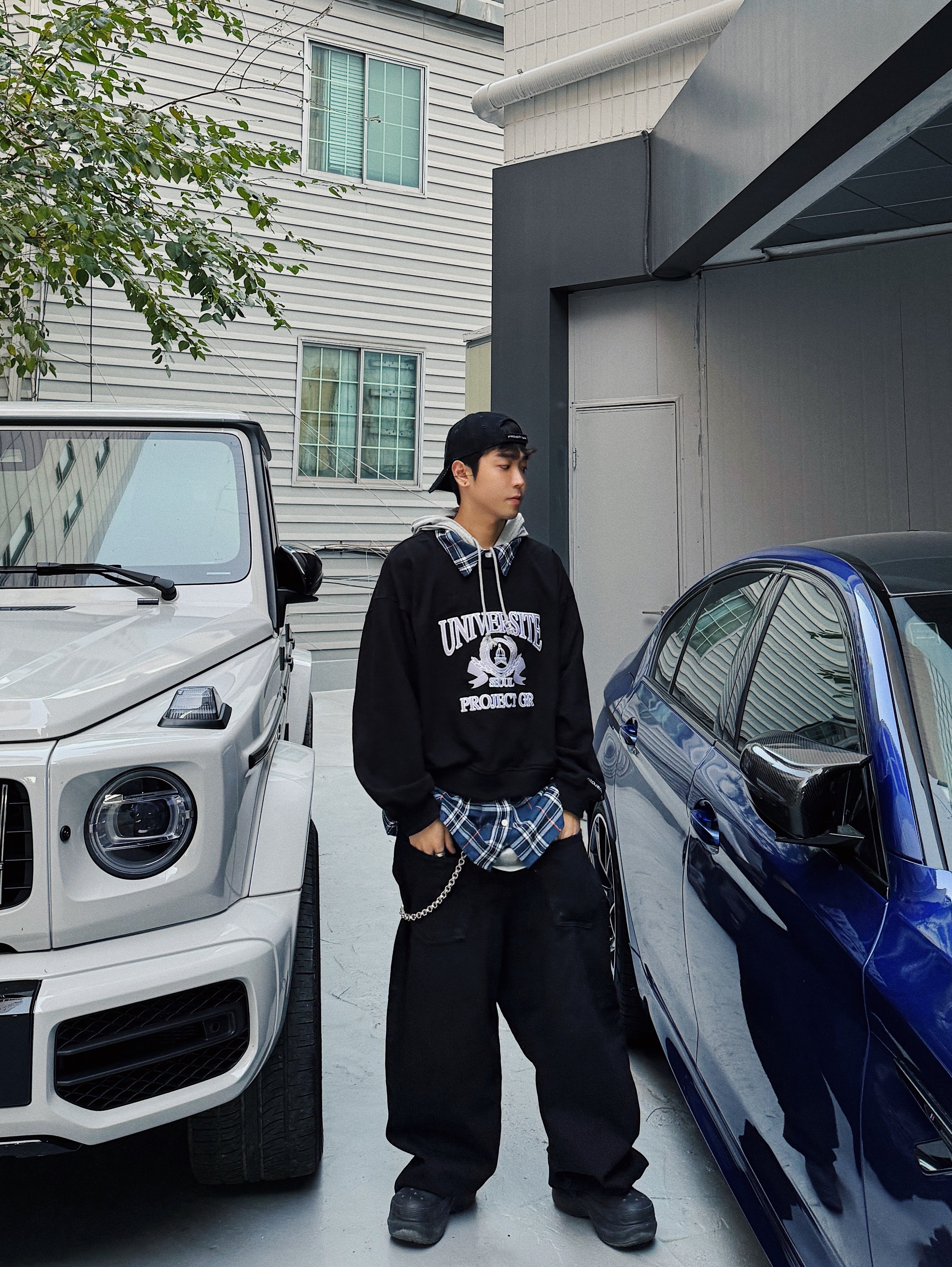 Project G/R Backward Denim Pants Black, Project G/R Coated Backward Denim Pants Black 착용 스타일 - 2
