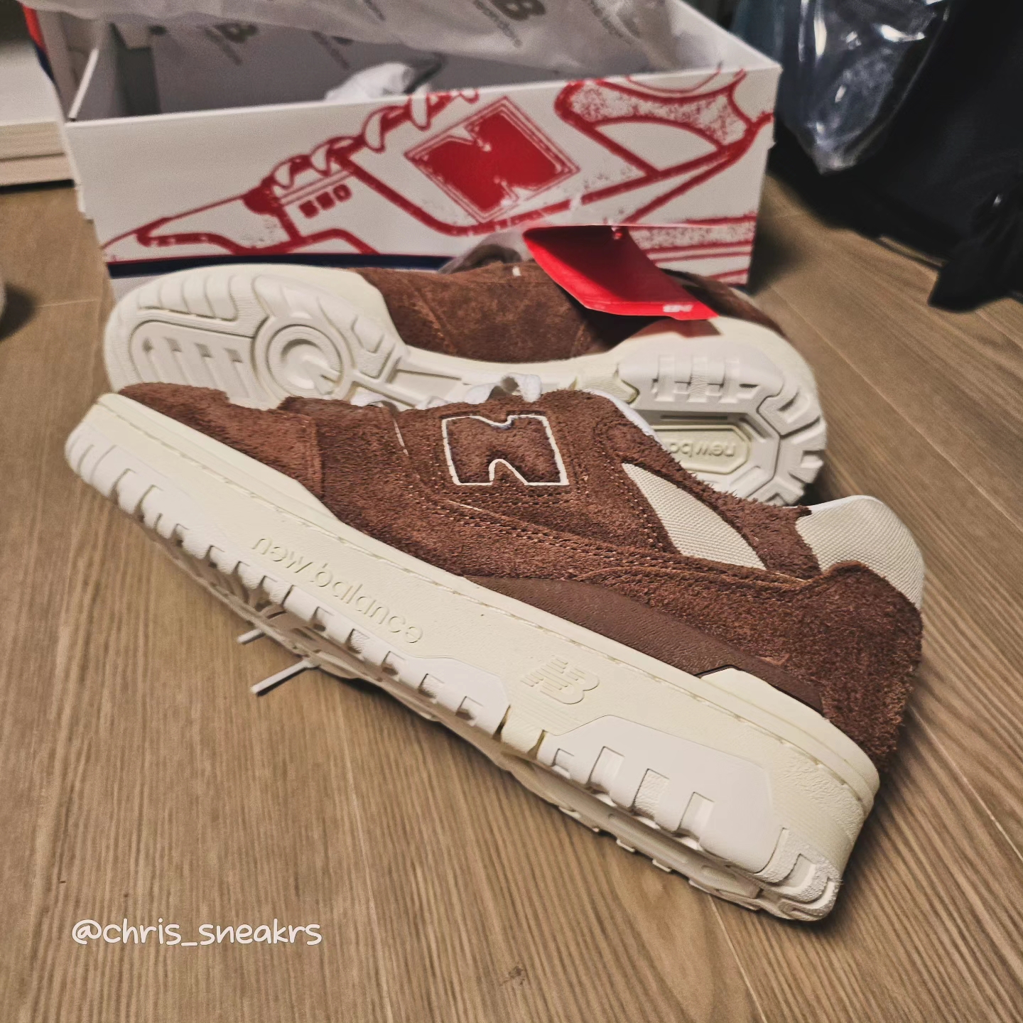 New Balance x Aime Leon Dore 550 True Brown 착용 스타일 - 1