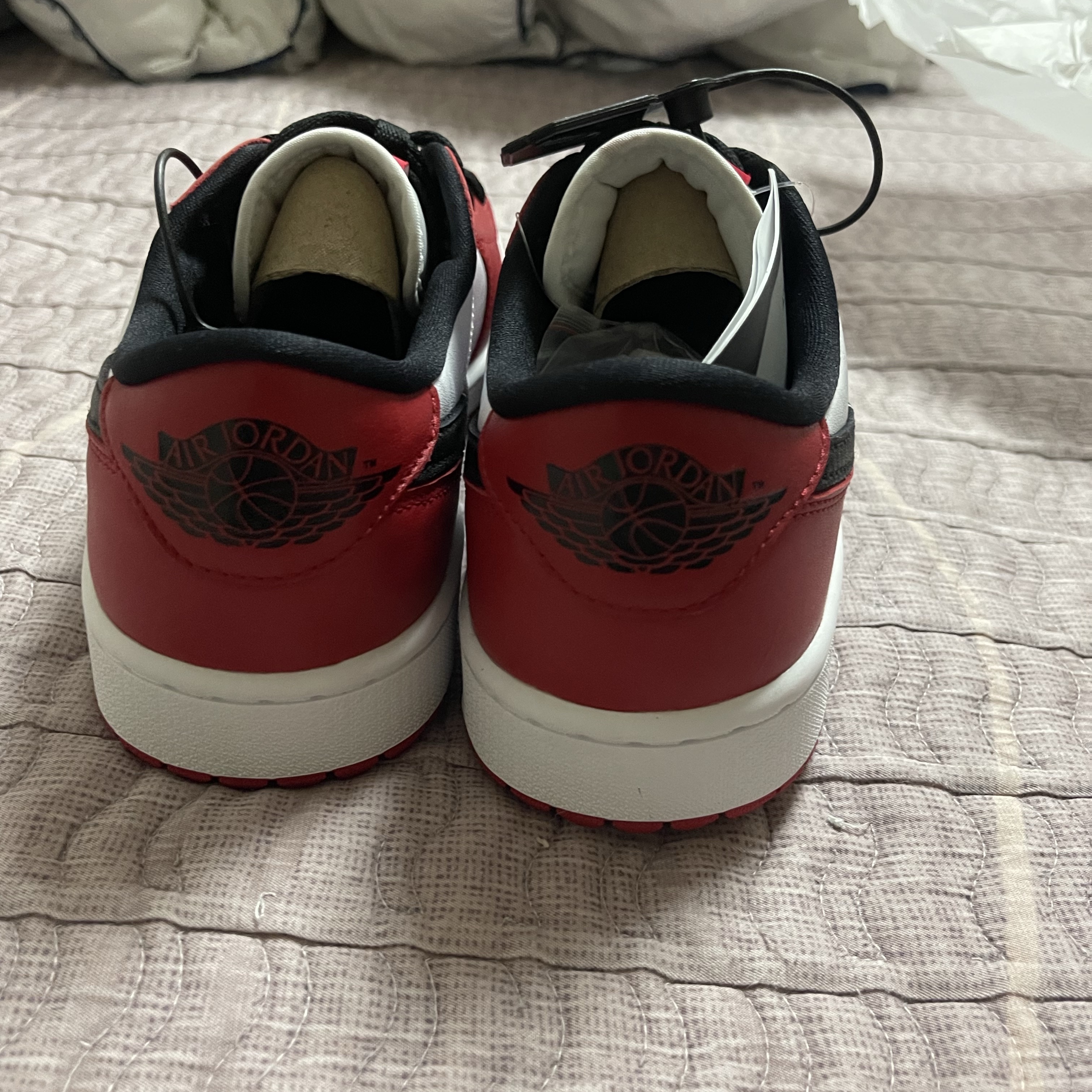 Jordan 1 Low Golf Chicago 착용 스타일 - 3