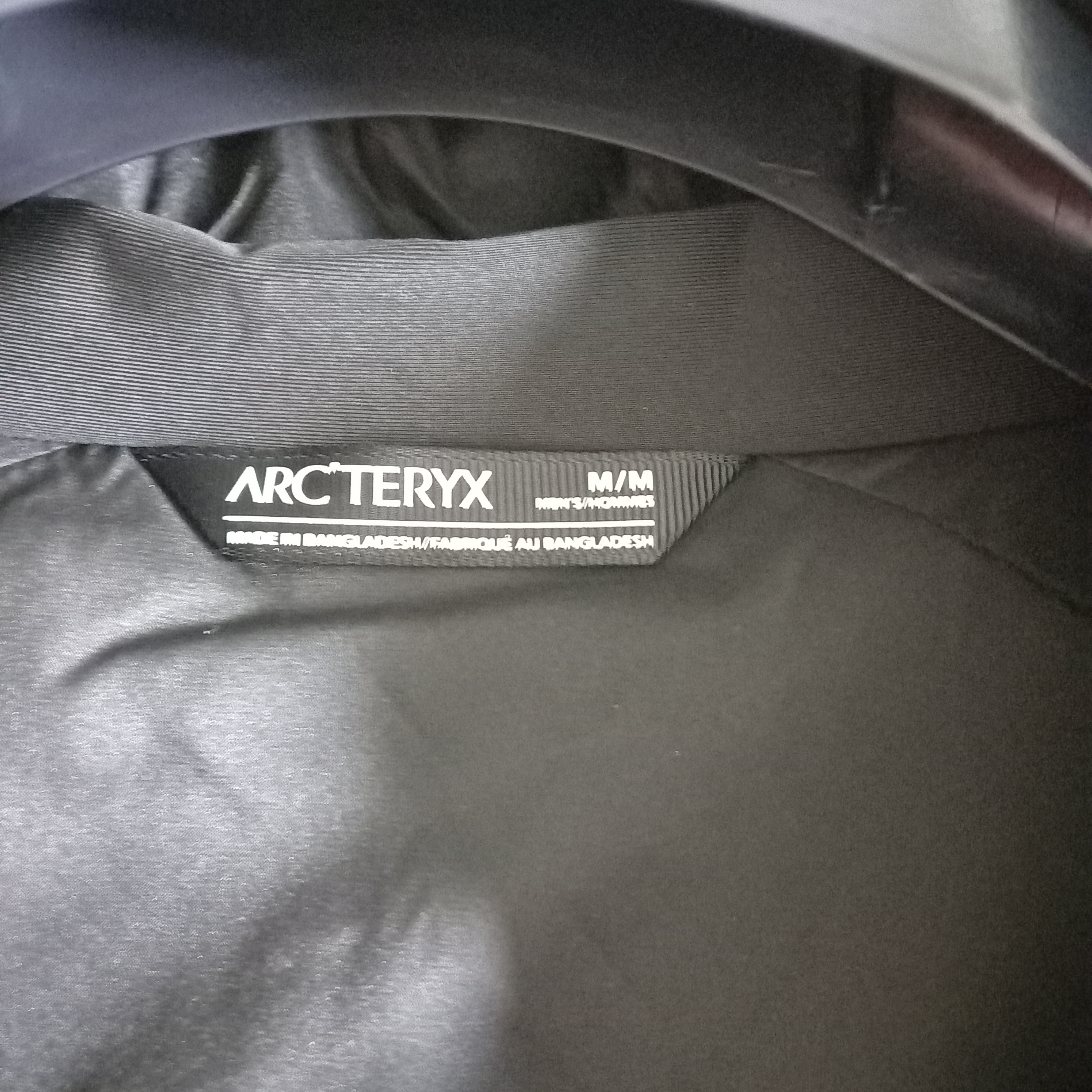 Arc'teryx Atom Heavyweight Hoody Black 착용 스타일 - 4