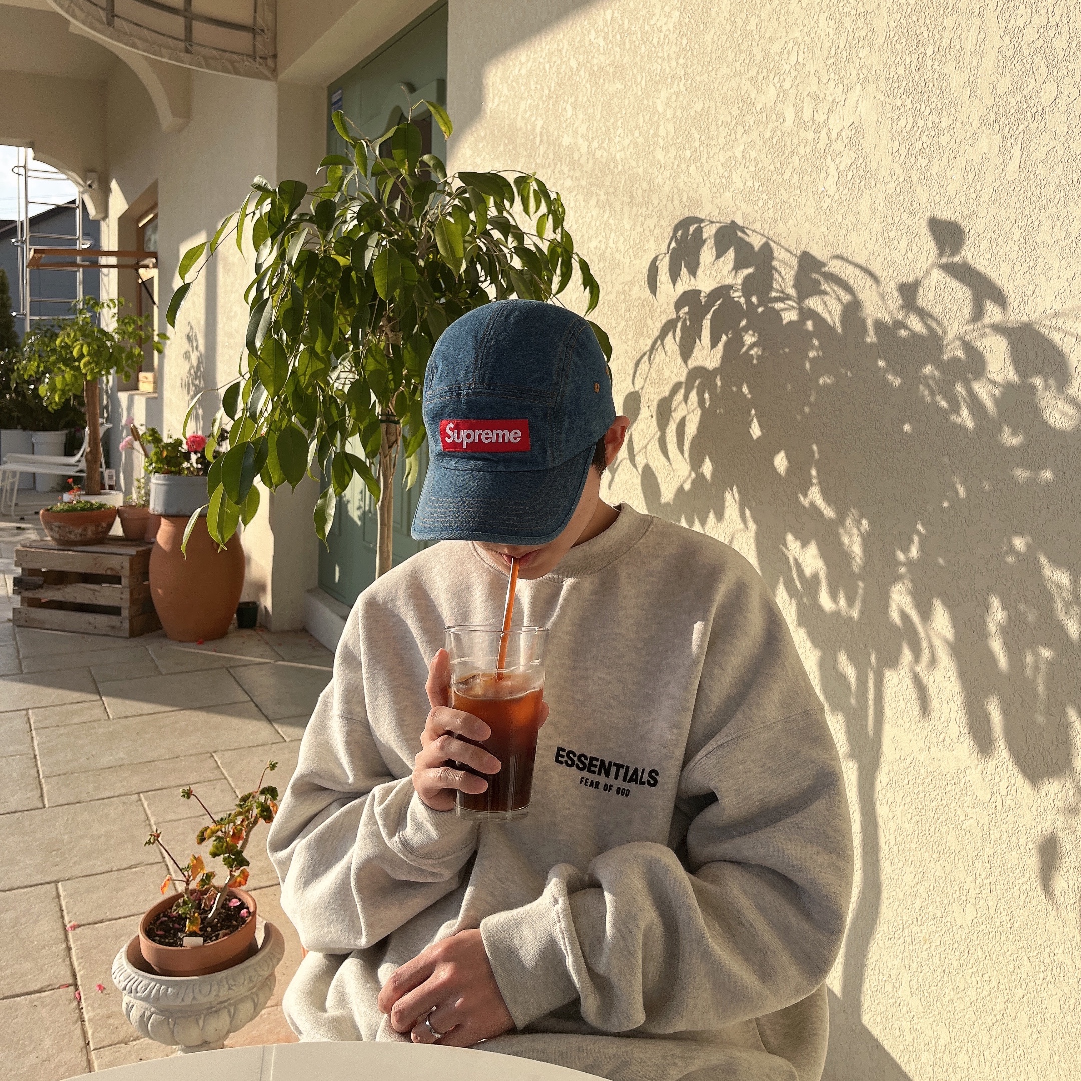 Supreme Washed Chino Twill Camp Cap Denim - 22FW, Essentials The Core Collection Crewneck Sweatshirt Light Oatmeal 착용 스타일