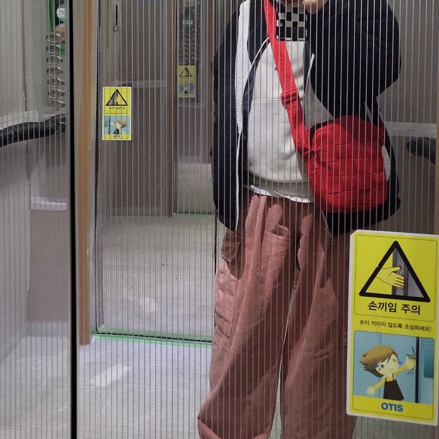 Supreme Woven Shoulder Bag Red - 23SS, Stussy Basic Stussy Hoodie Ash Heather 2022 착용 스타일 - 2