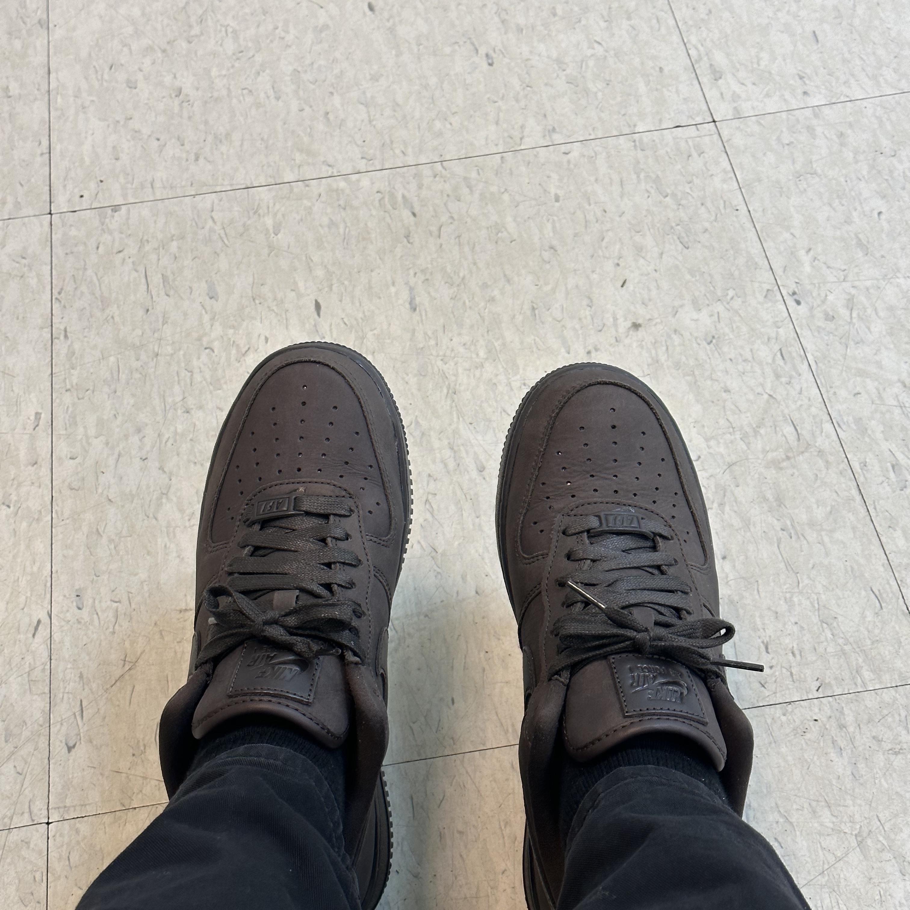 (W) Nike Air Force 1 PRM MF Velvet Brown 착용 스타일 - 2