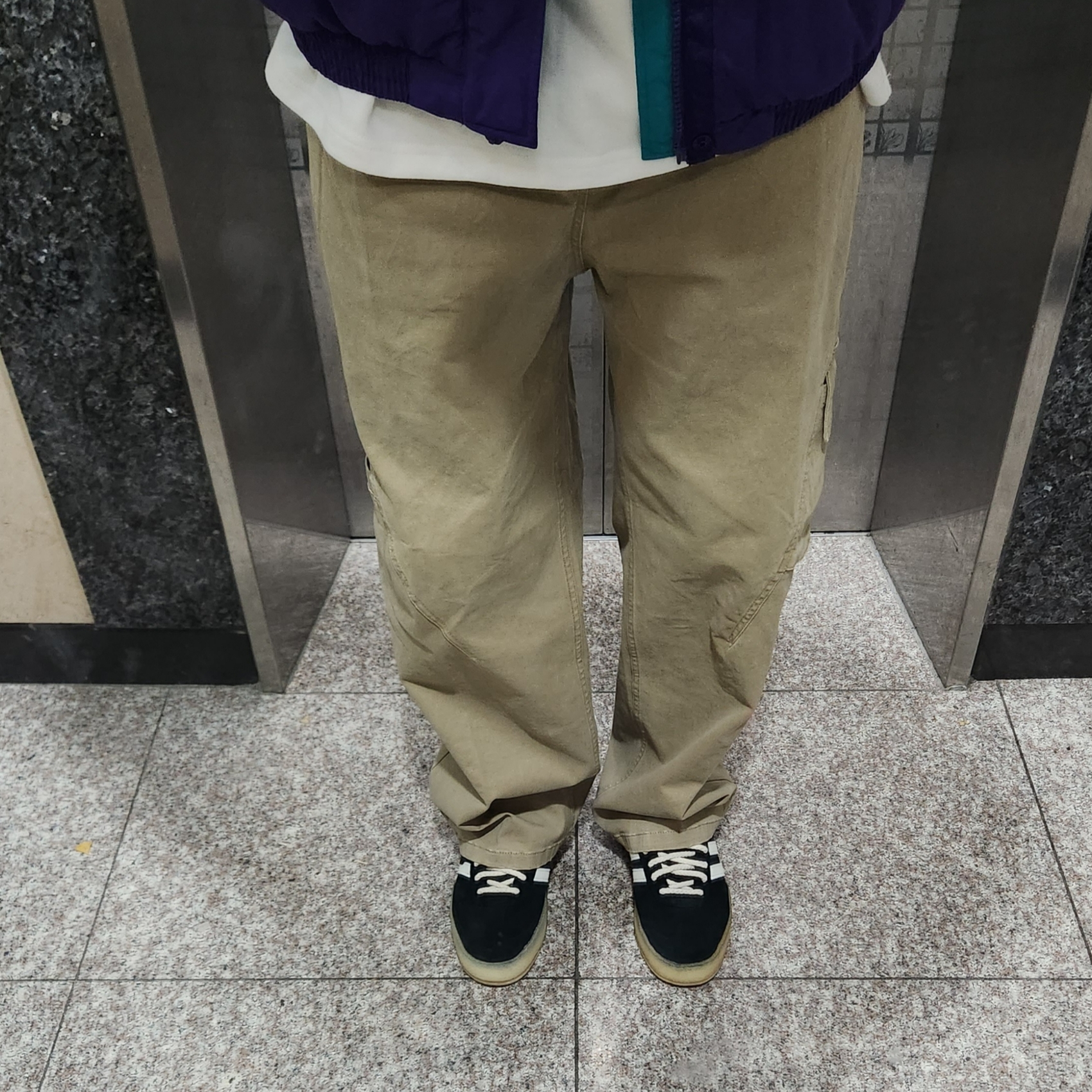 Adidas x Clarks x Ronnie Fieg 8th Street Samba Shadow Green 착용 스타일 - 4