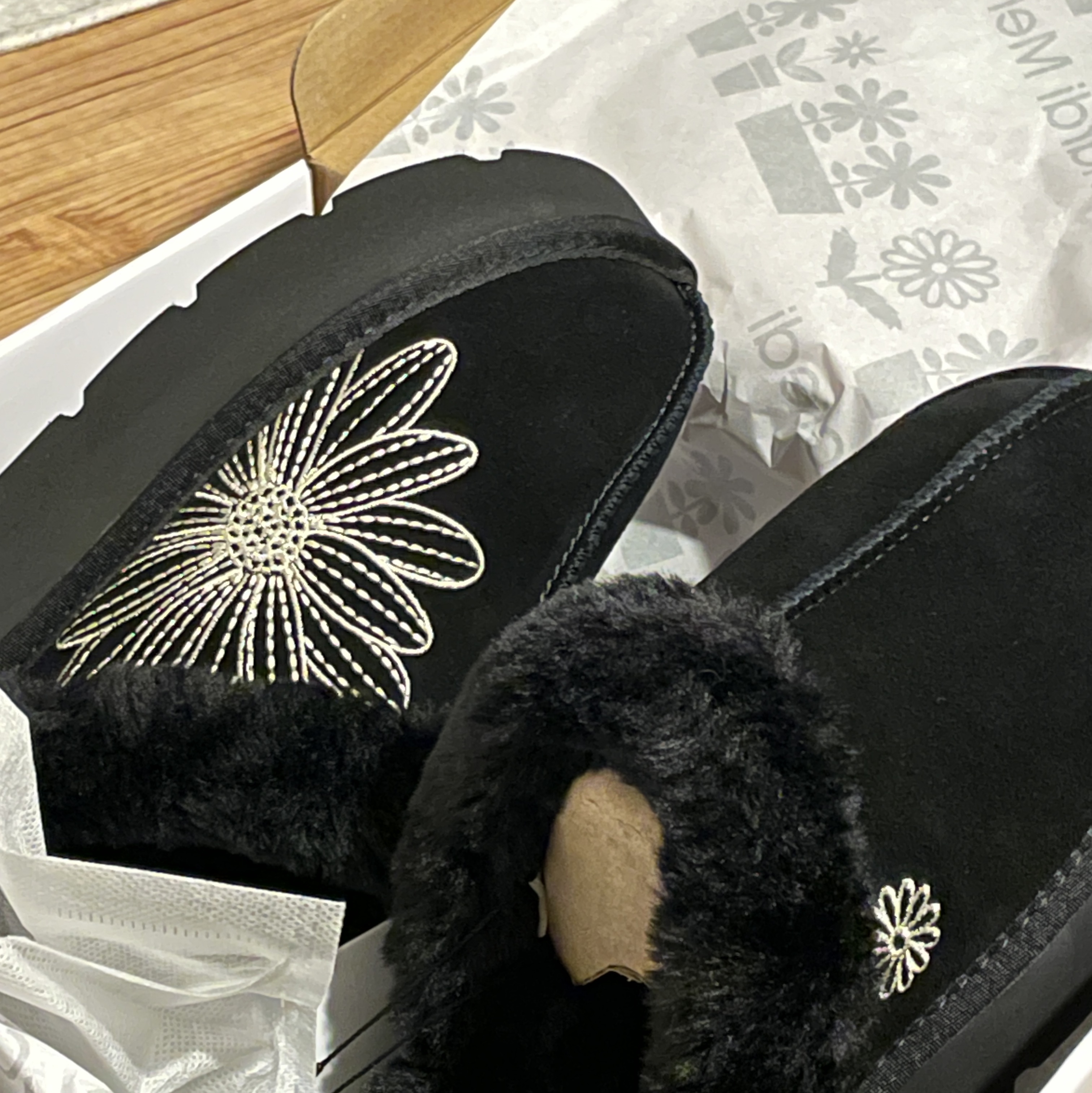 Mardi Mercredi Les Pompes Women Classique Slipper Black 착용 스타일 - 4