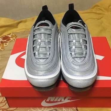 Nike Air VaporMax 97 Silver Bullet 착용 스타일 - 3