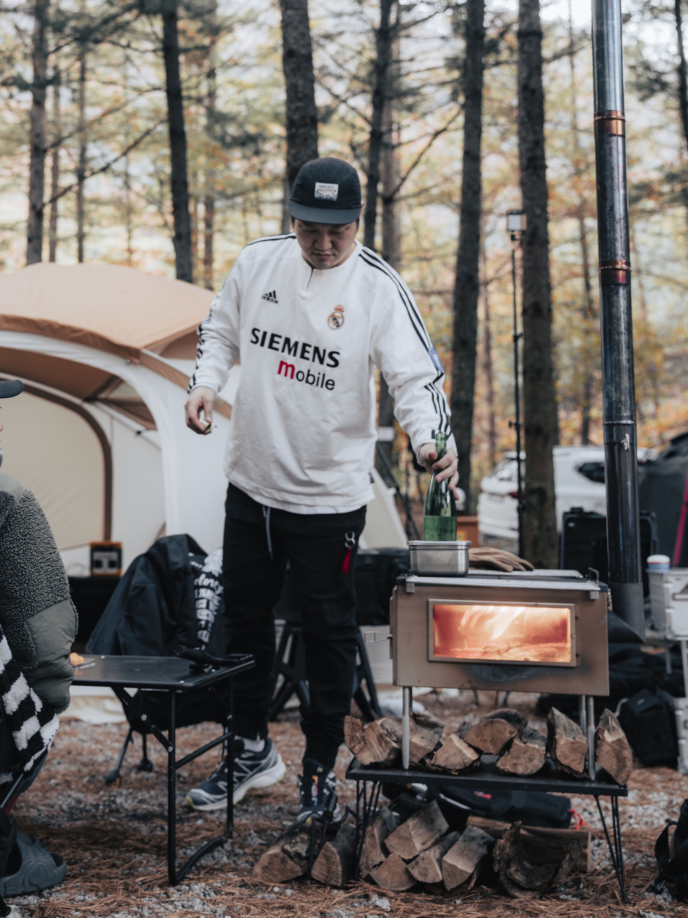 Salomon XT-6 Gore-Tex Night Sky, Human Made Camping Cap Black 착용 스타일