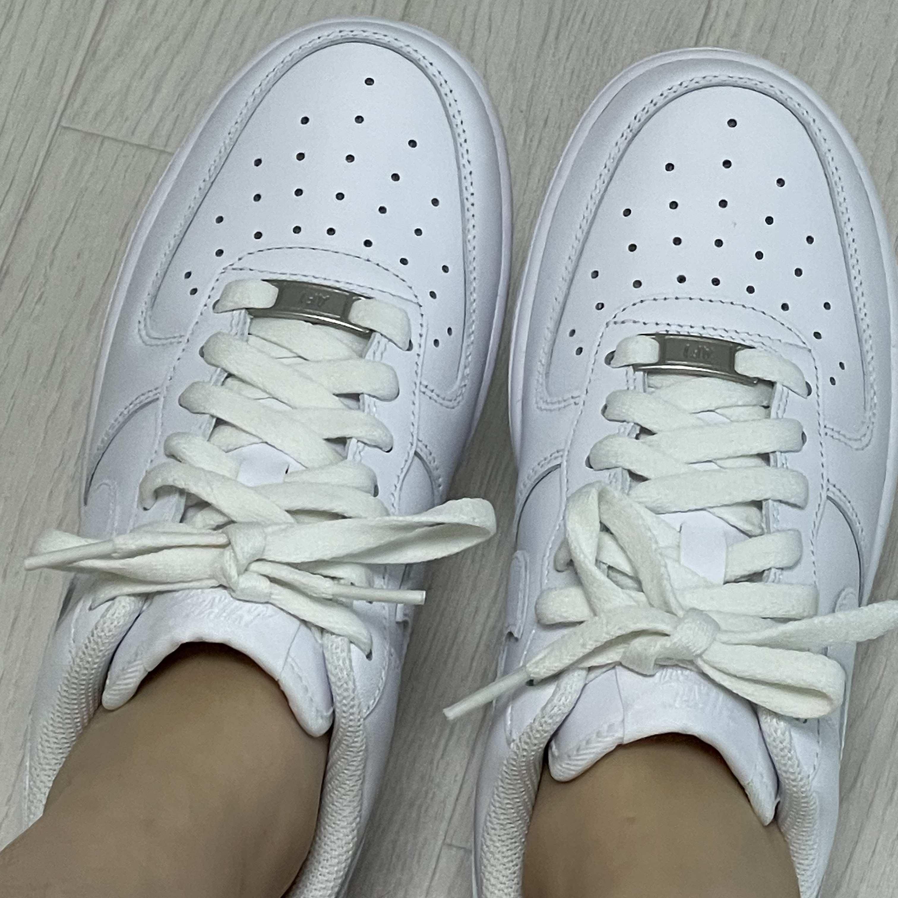 (W) Nike Air Force 1 '07 Low White 착용 스타일