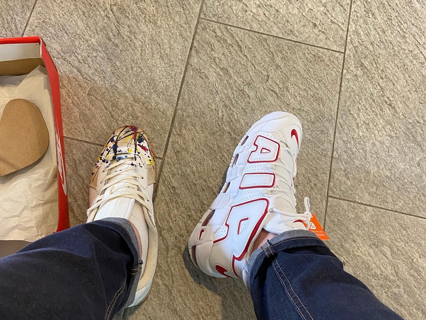 Nike Air More Uptempo White Varsity Red 2021 착용 스타일 - 4