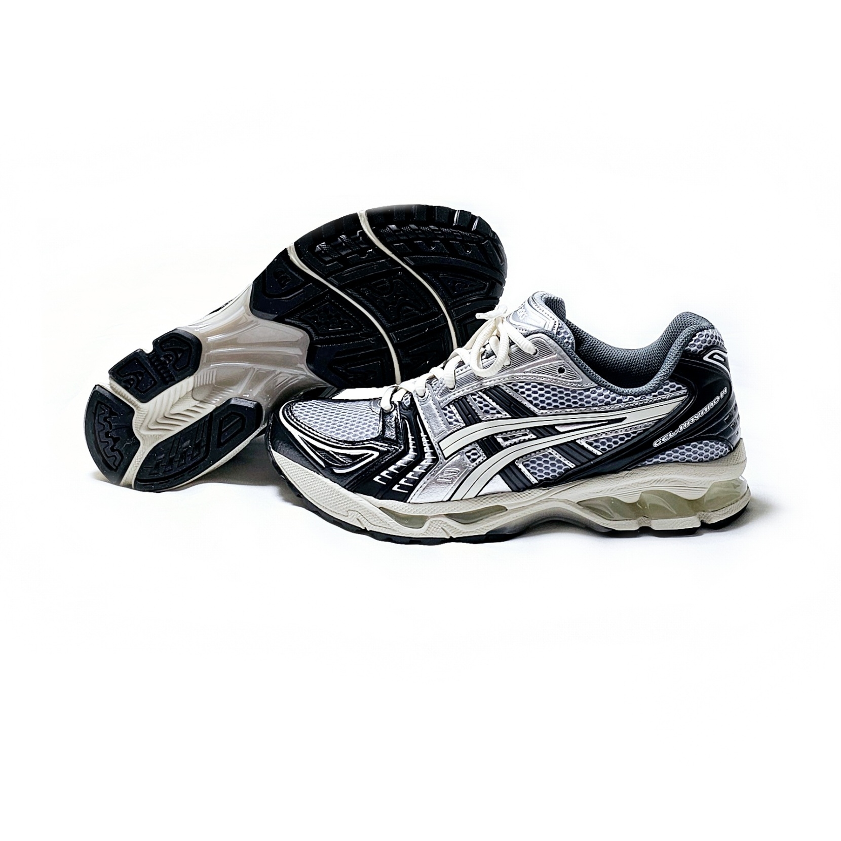 Asics Gel-Kayano 14 Black Glacier Grey 착용 스타일 - 1