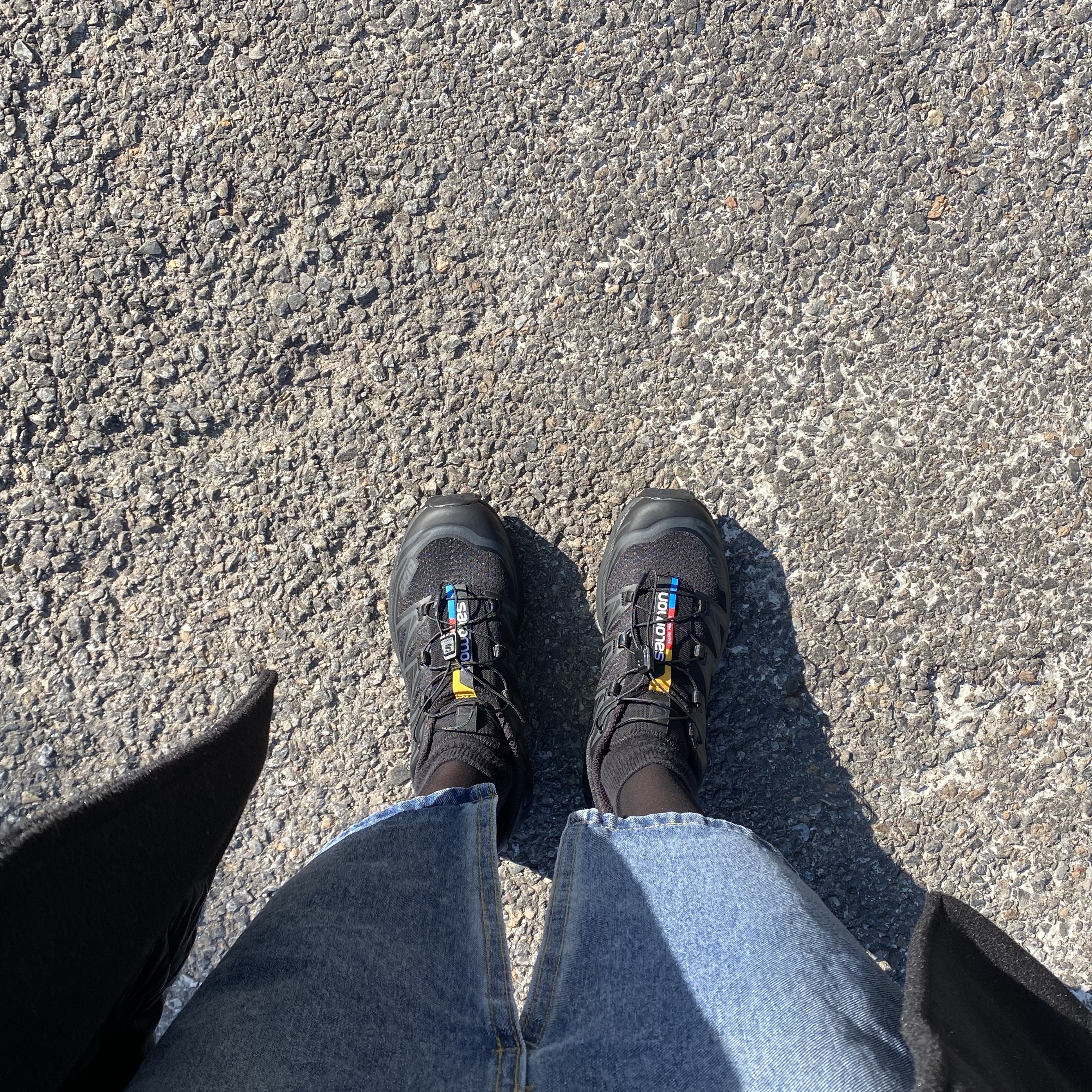Salomon XT-6 ADV Black 착용 스타일