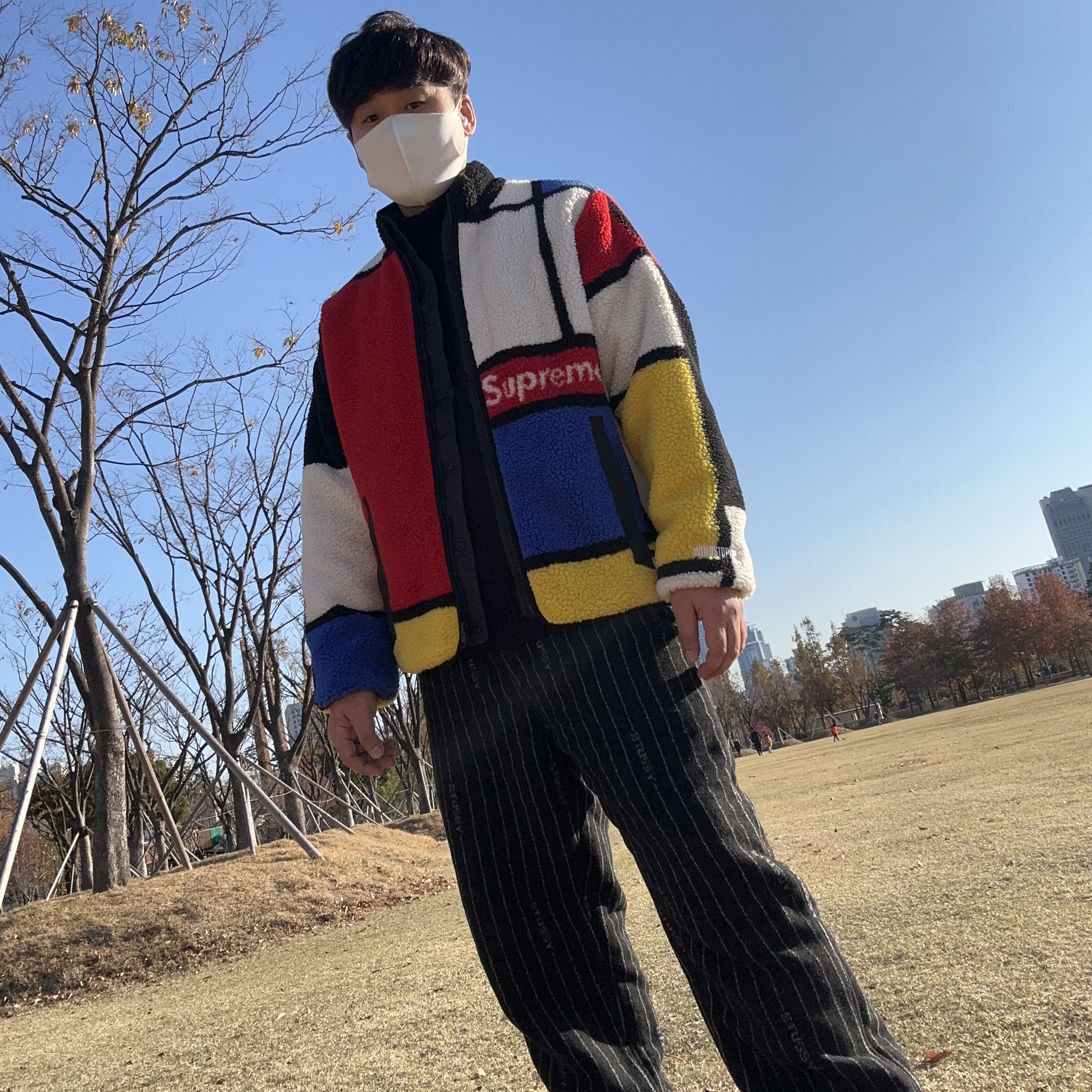 Supreme Reversible Colorblocked Fleece Jacket Red - 20FW, Nike x Stussy NRG Striped Wool Pants Black (DR4021-010) 착용 스타일