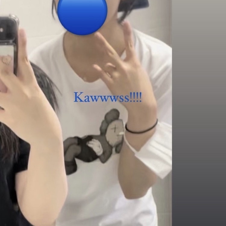 Uniqlo x Kaws Tokyo First T-Shirt White - JP 착용 스타일