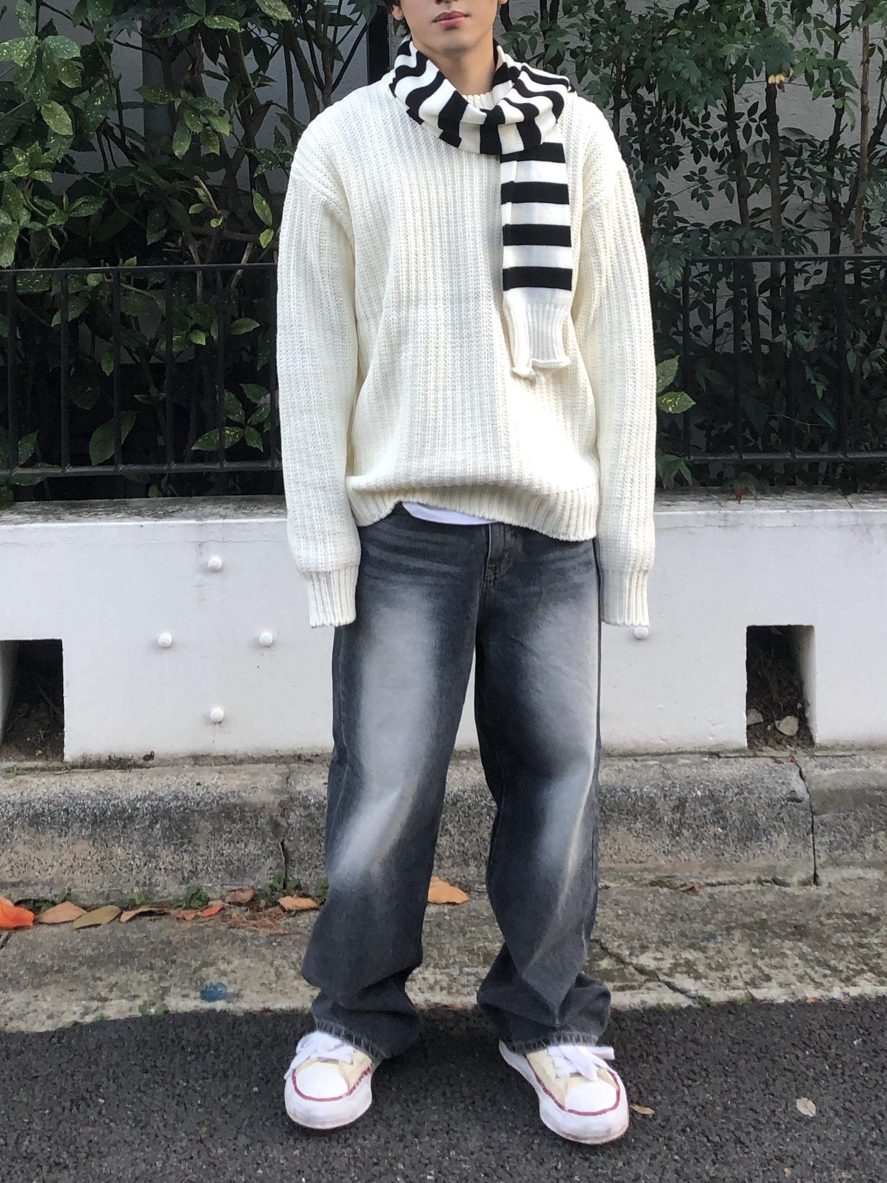 Maison Mihara Yasuhiro Peterson OG Sole Canvas Low-top Sneakers Natural 착용 스타일 - 3