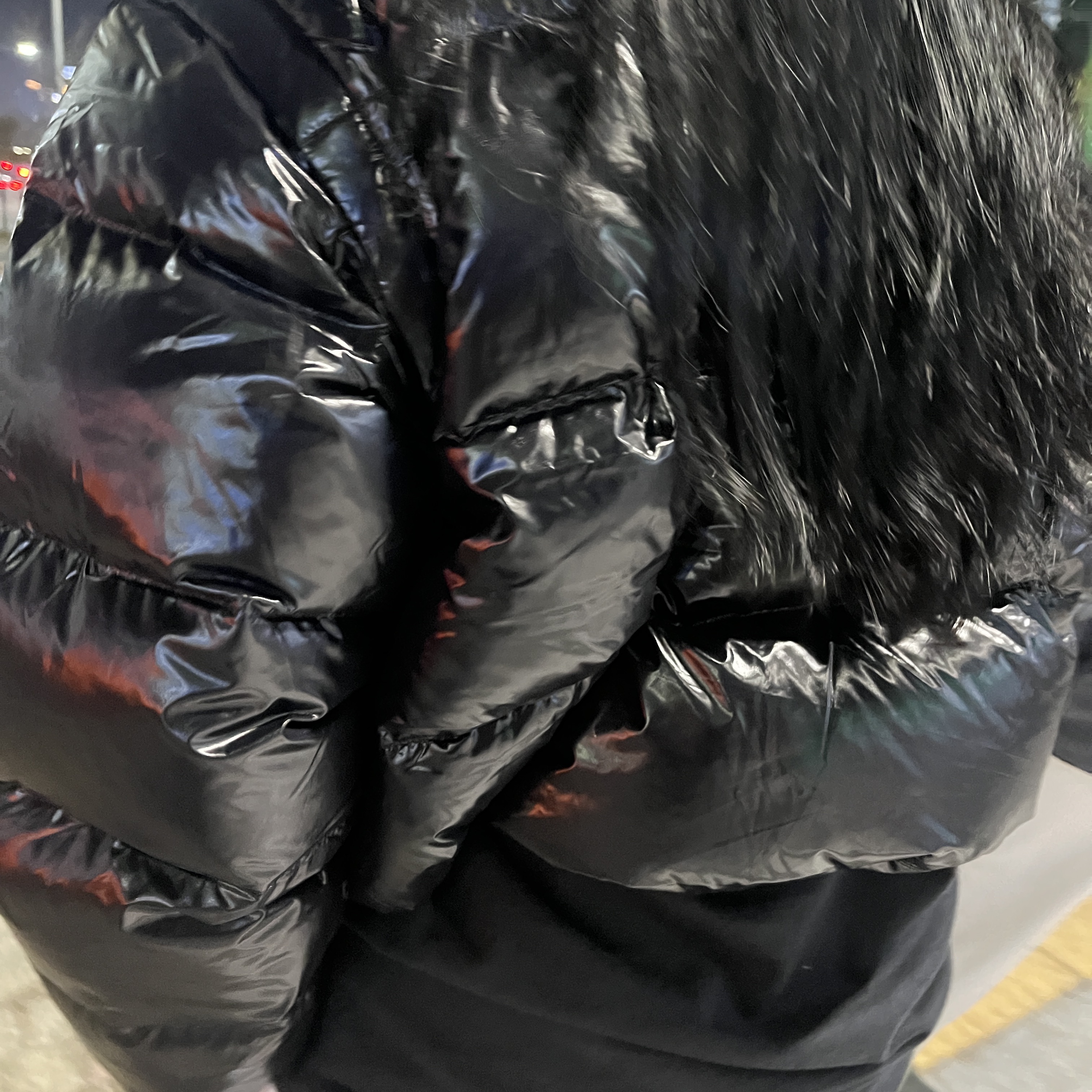 (W) The North Face White Label Glossy Detachable Down Jacket Black 착용 스타일
