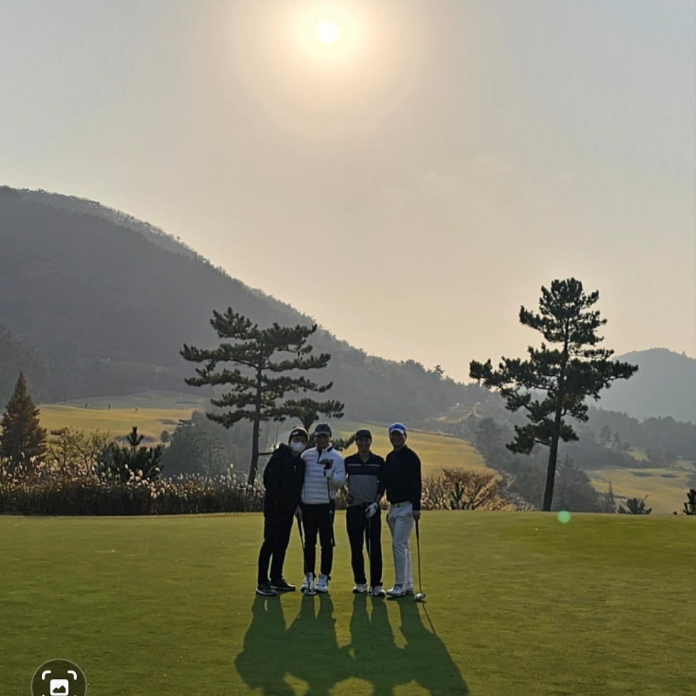 Jordan 4 Golf NRG Masters Tournament 착용 스타일 - 3