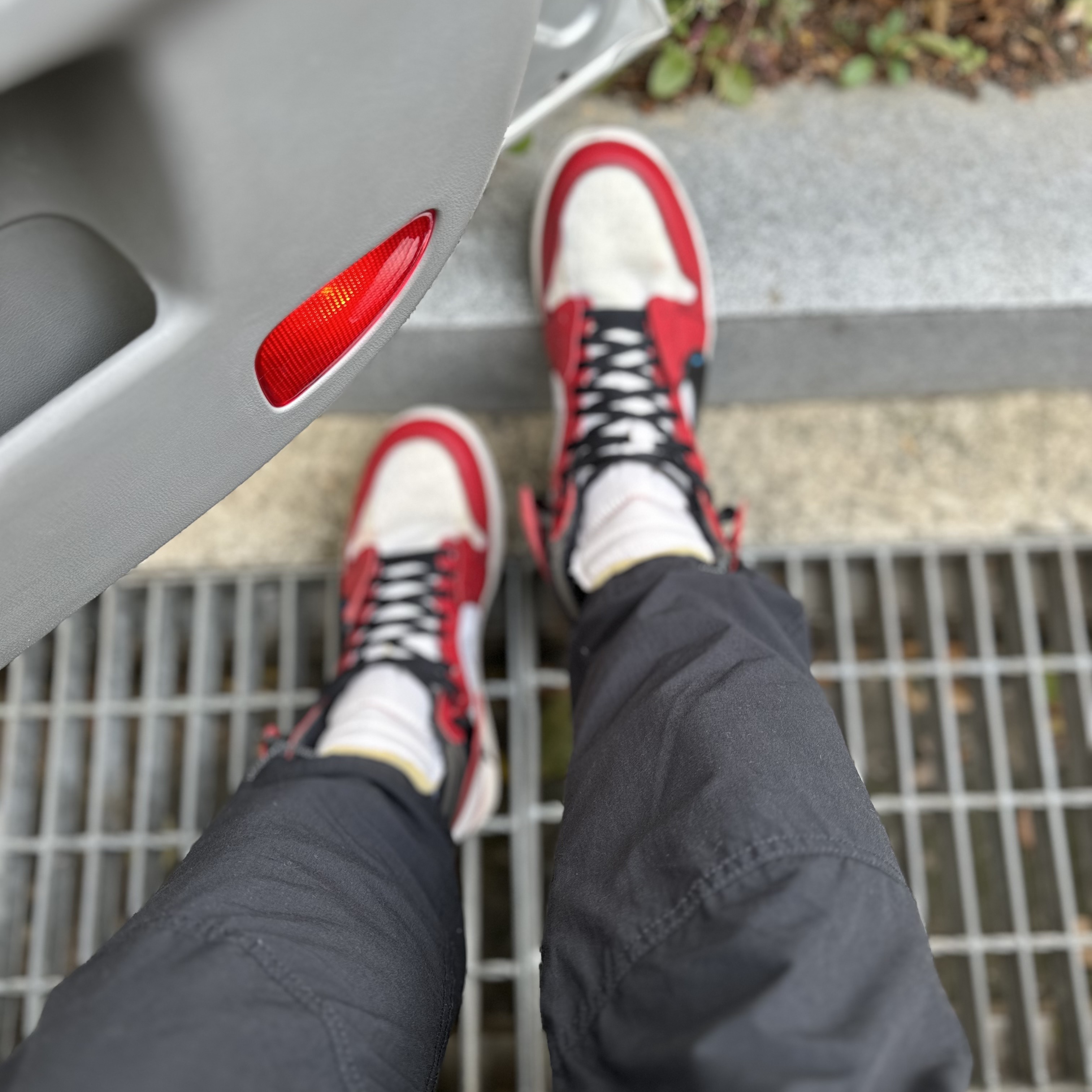 Jordan 1 x Off-White Retro High Chicago The Ten 착용 스타일 - 1