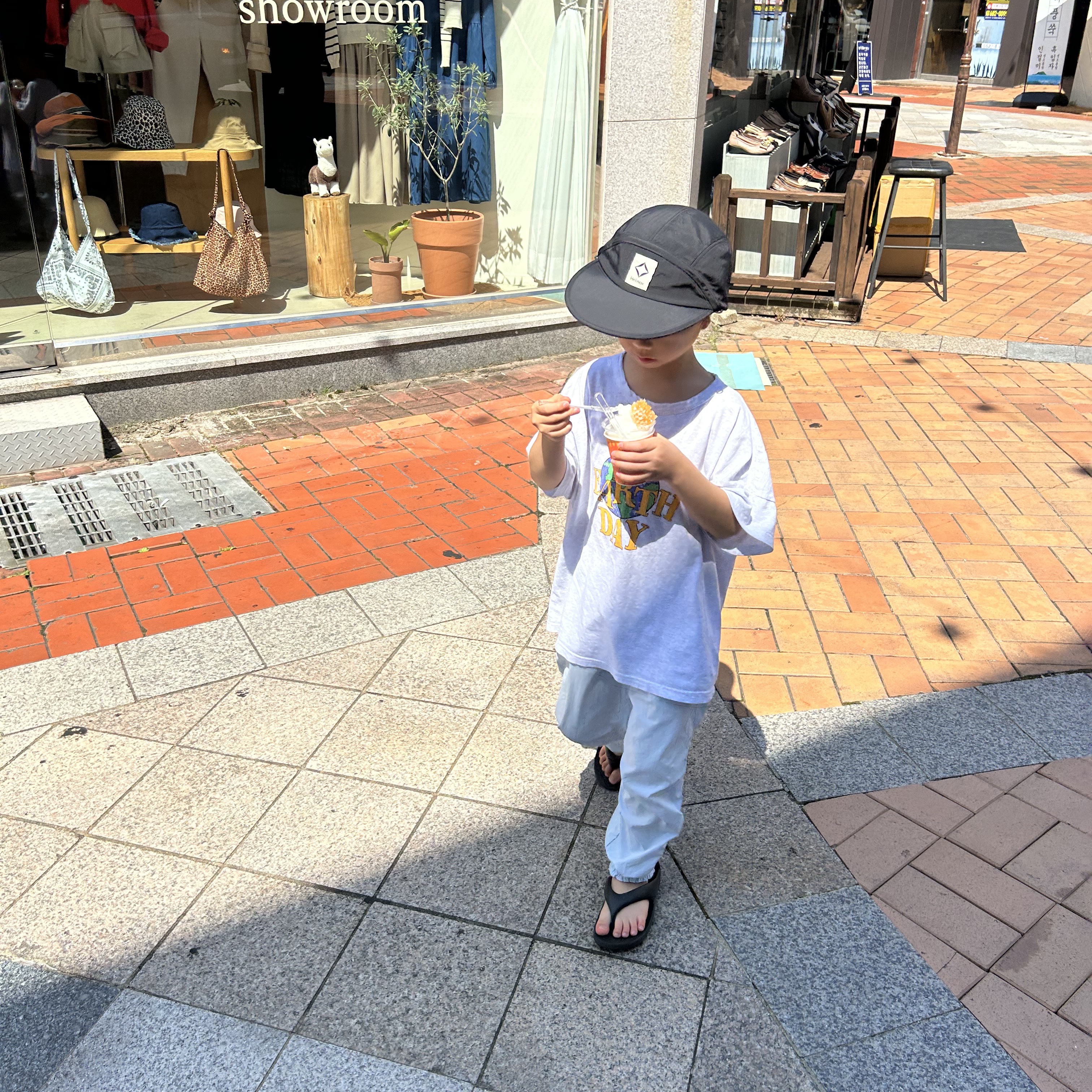 Helinox Glow Edition Field Bill Cap Black 착용 스타일 - 2
