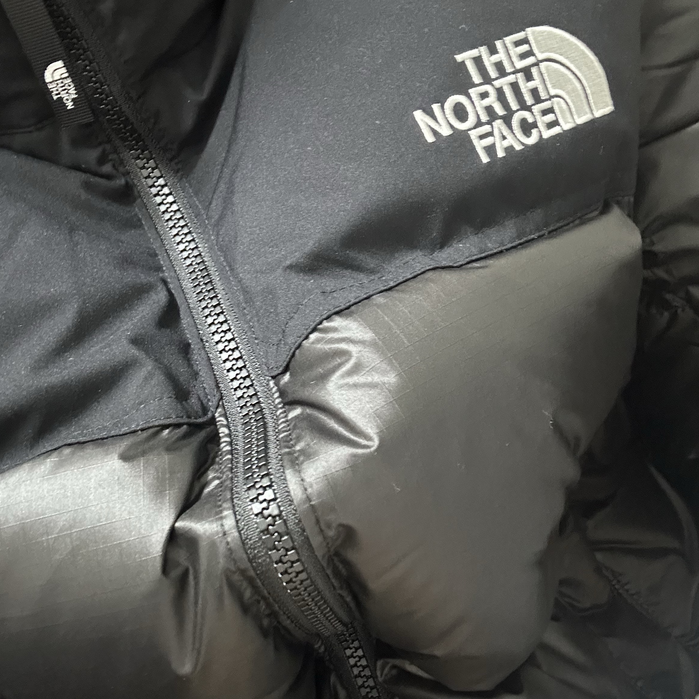 (W) The North Face White Label Novelty Nuptse Down Jacket Black 착용 스타일