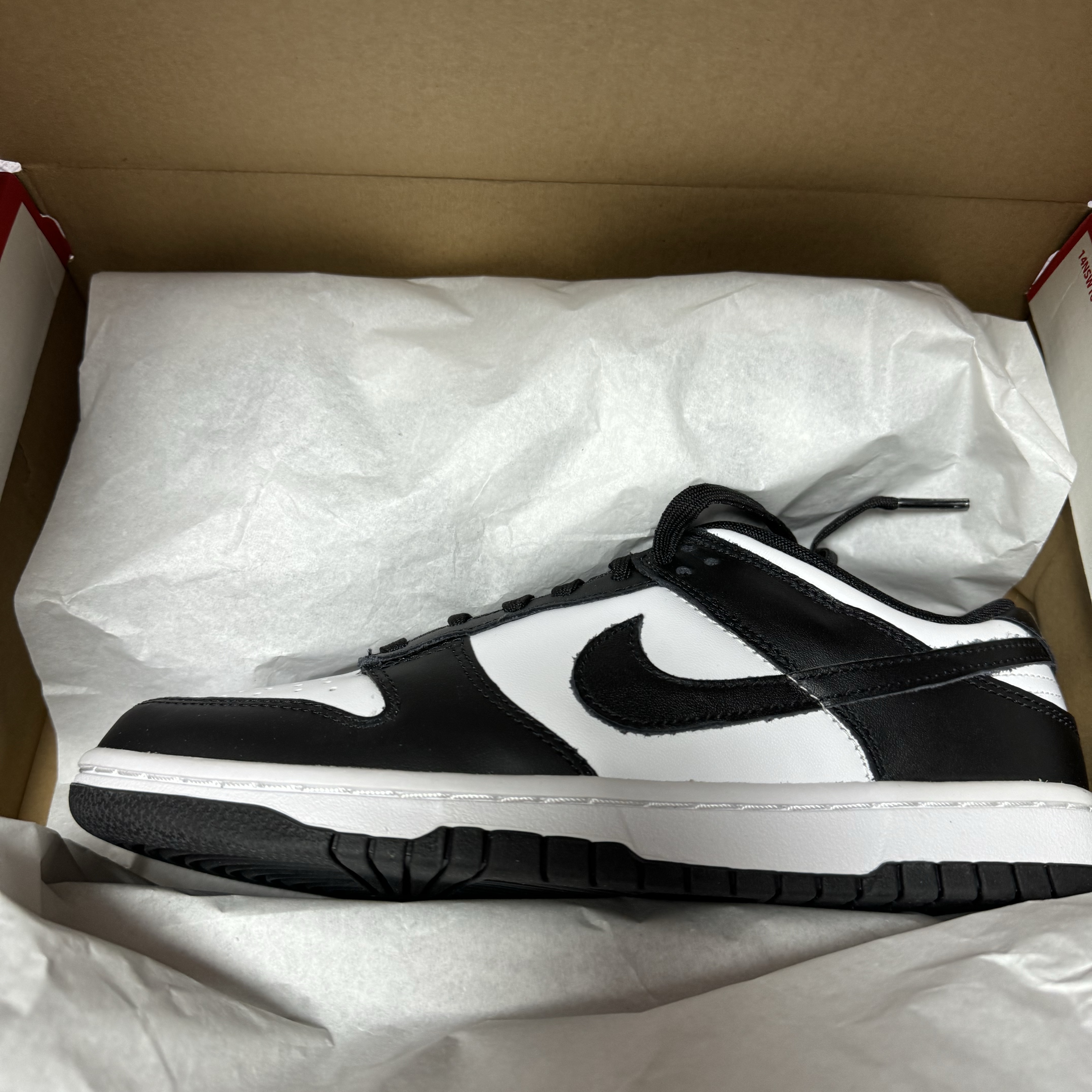 Nike Dunk Low Retro Black 착용 스타일